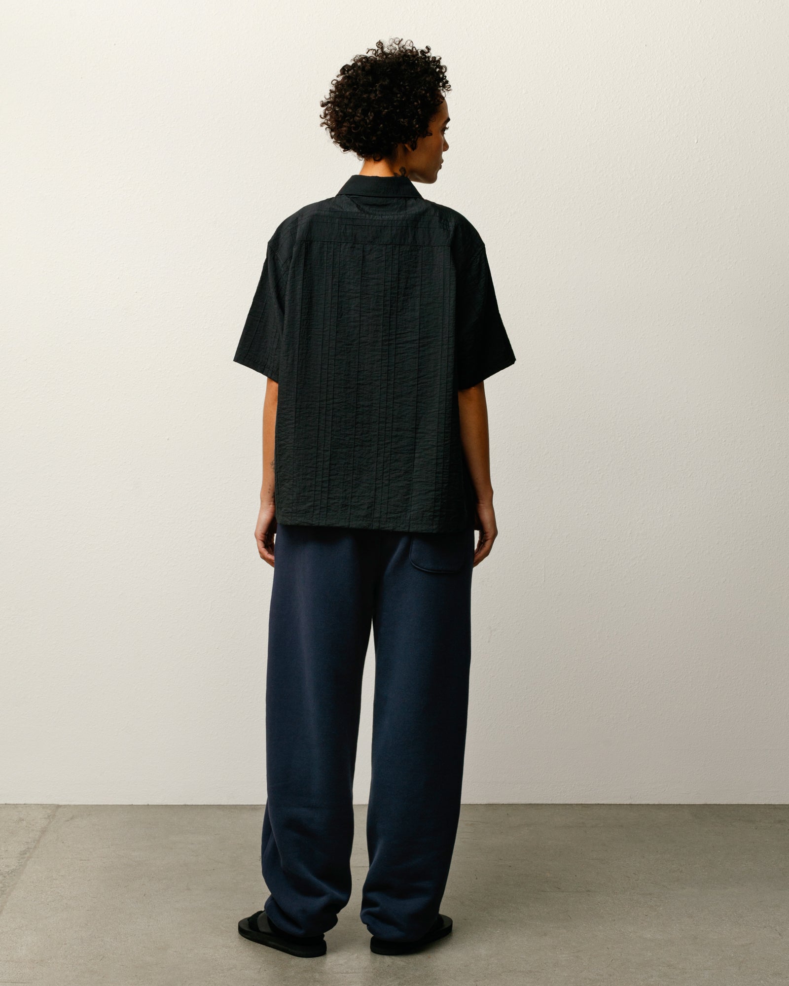 Pleated Textured Shirt – Black | Tops & Shirts | Stüssy Japan