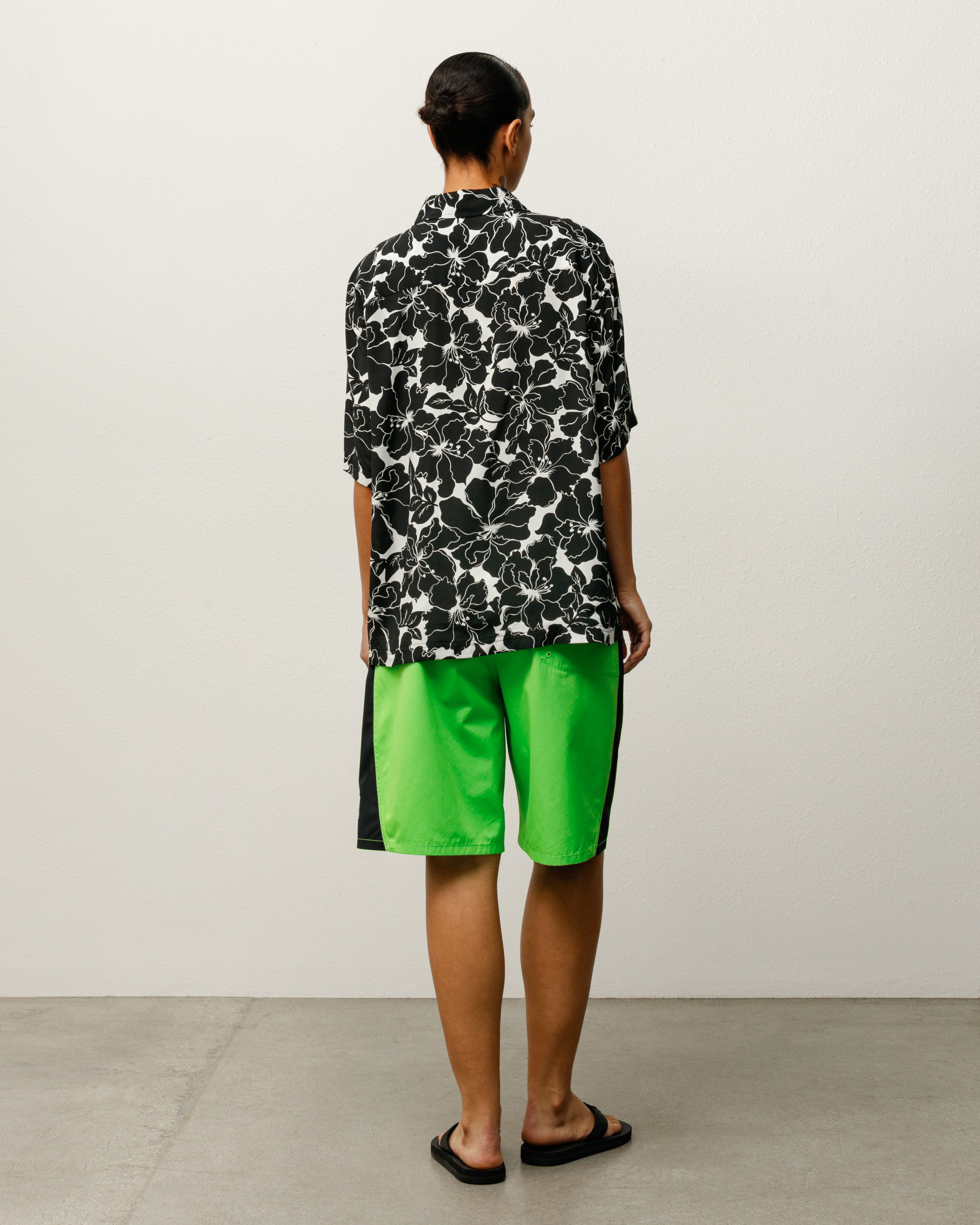 Floral Hawaiian Shirt – Black | Tops & Shirts | Stüssy Japan