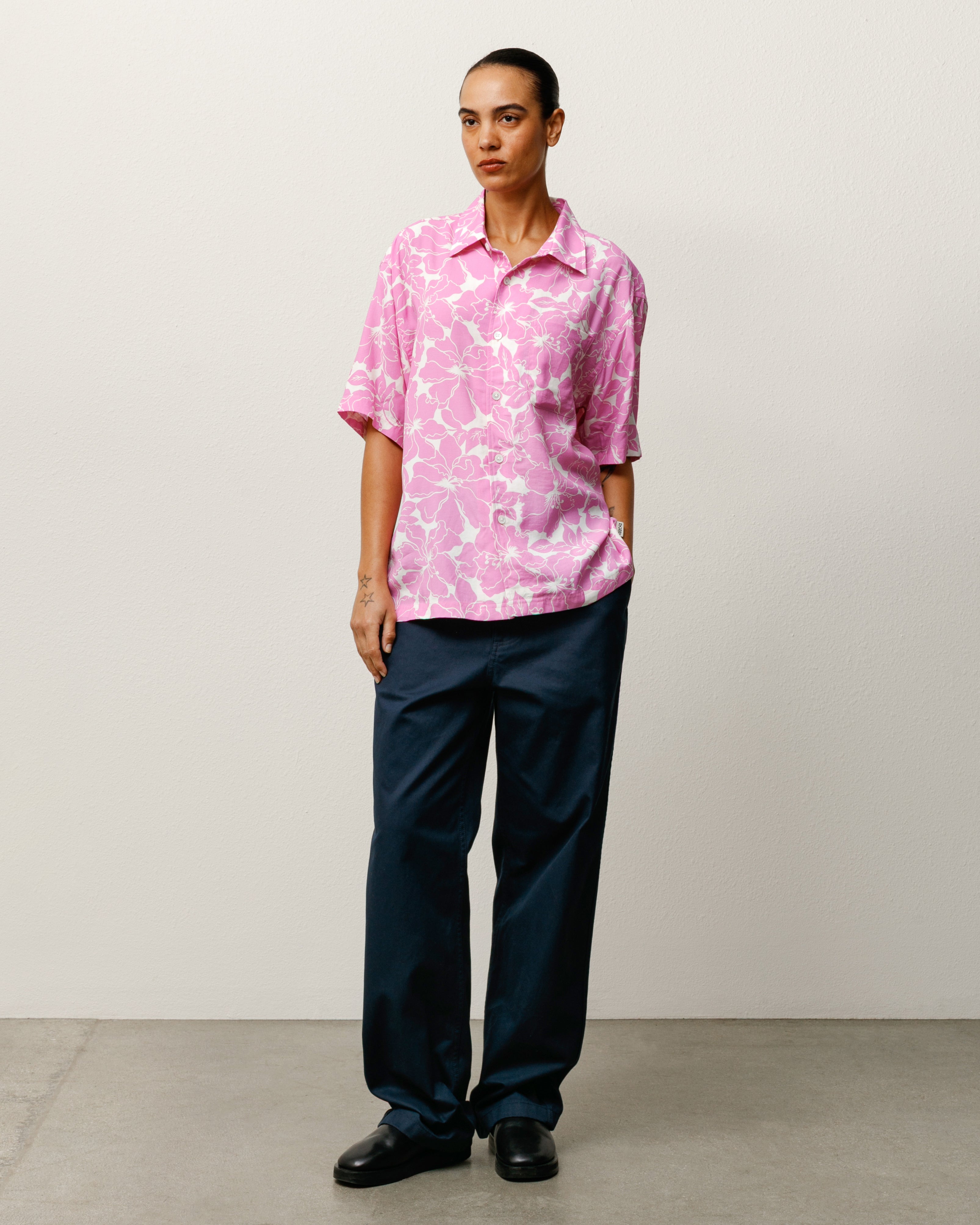stussy FLORAL HAWAIIAN SHIRT ステューシー　完売品 Floral Hawaiian Shirt – Pink | Tops & Shirts | Stüssy Japan