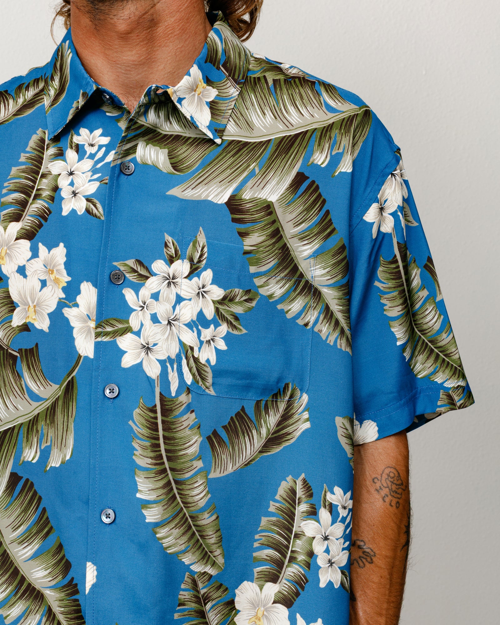 Hawaiian Floral Ss Shirt Unisex Short Sleeve In Blue