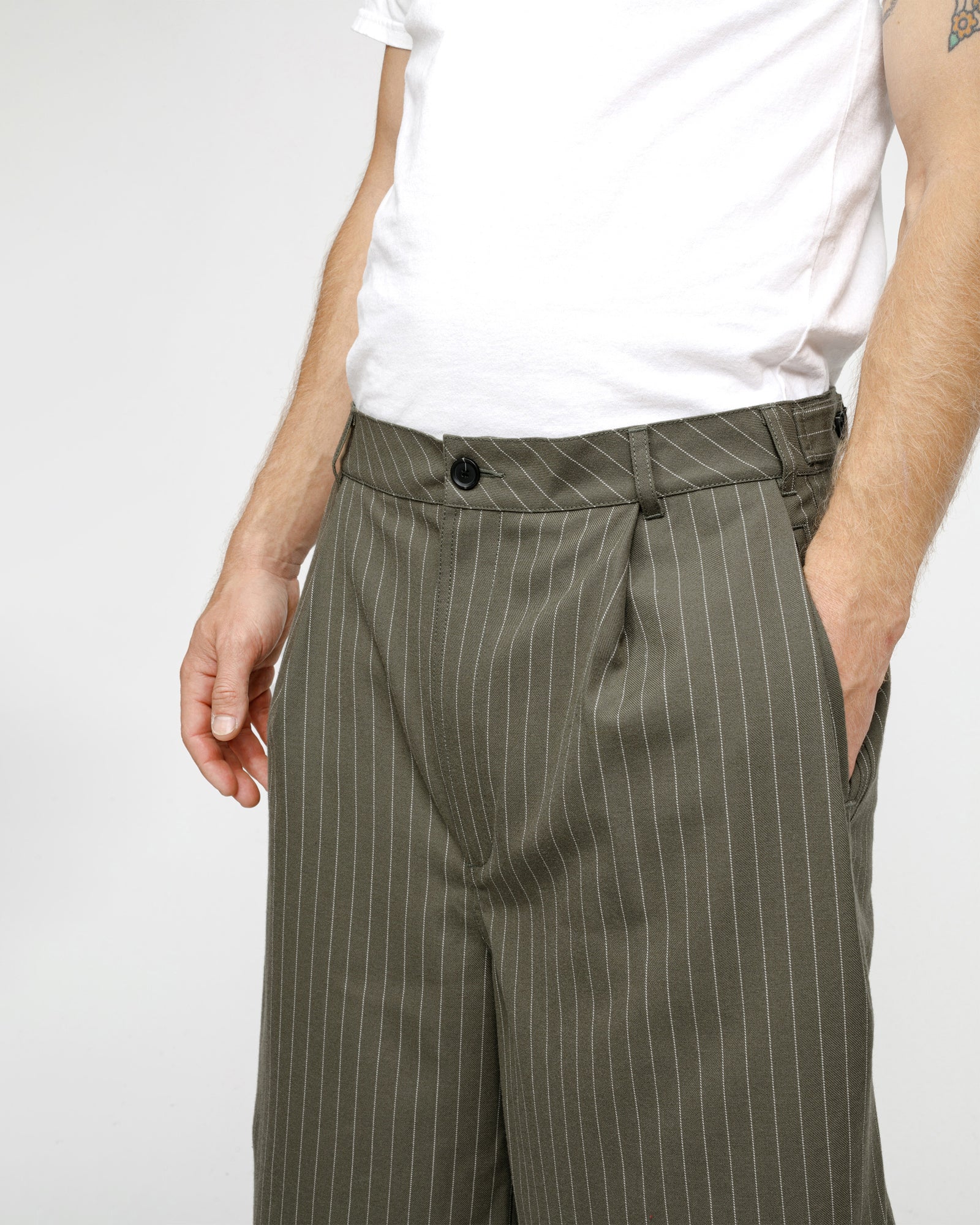 Stüssy Volume Pleated Short Stripe Olive Shorts