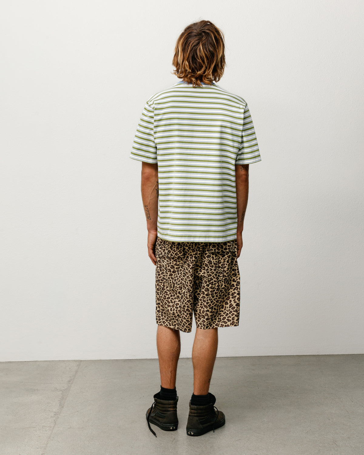 Beach Stripe Tee – Moss | Tops & Knits | Stüssy Japan