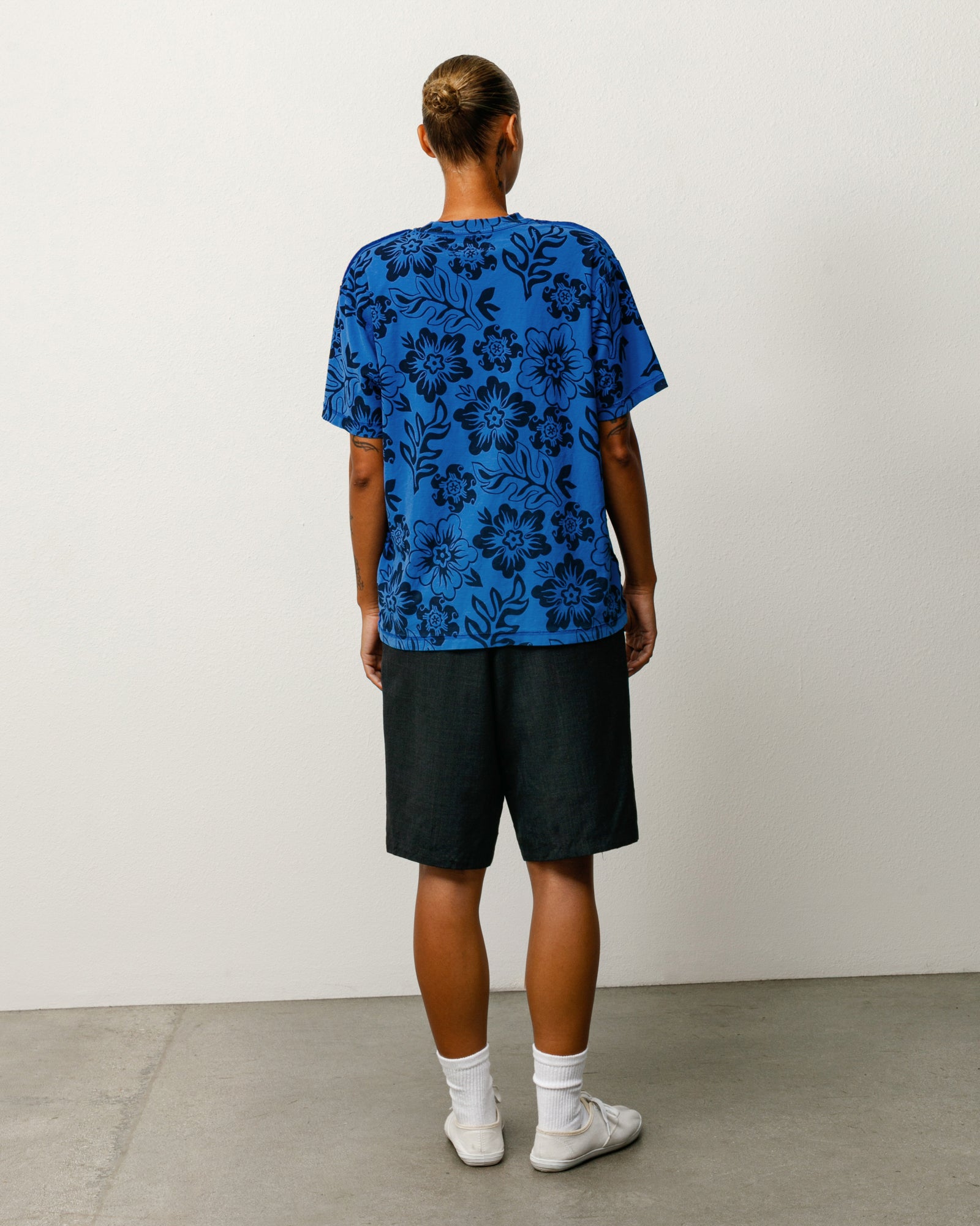 Lazy Floral Tee - Sport Blue | Tops & Shirts | Stüssy Japan