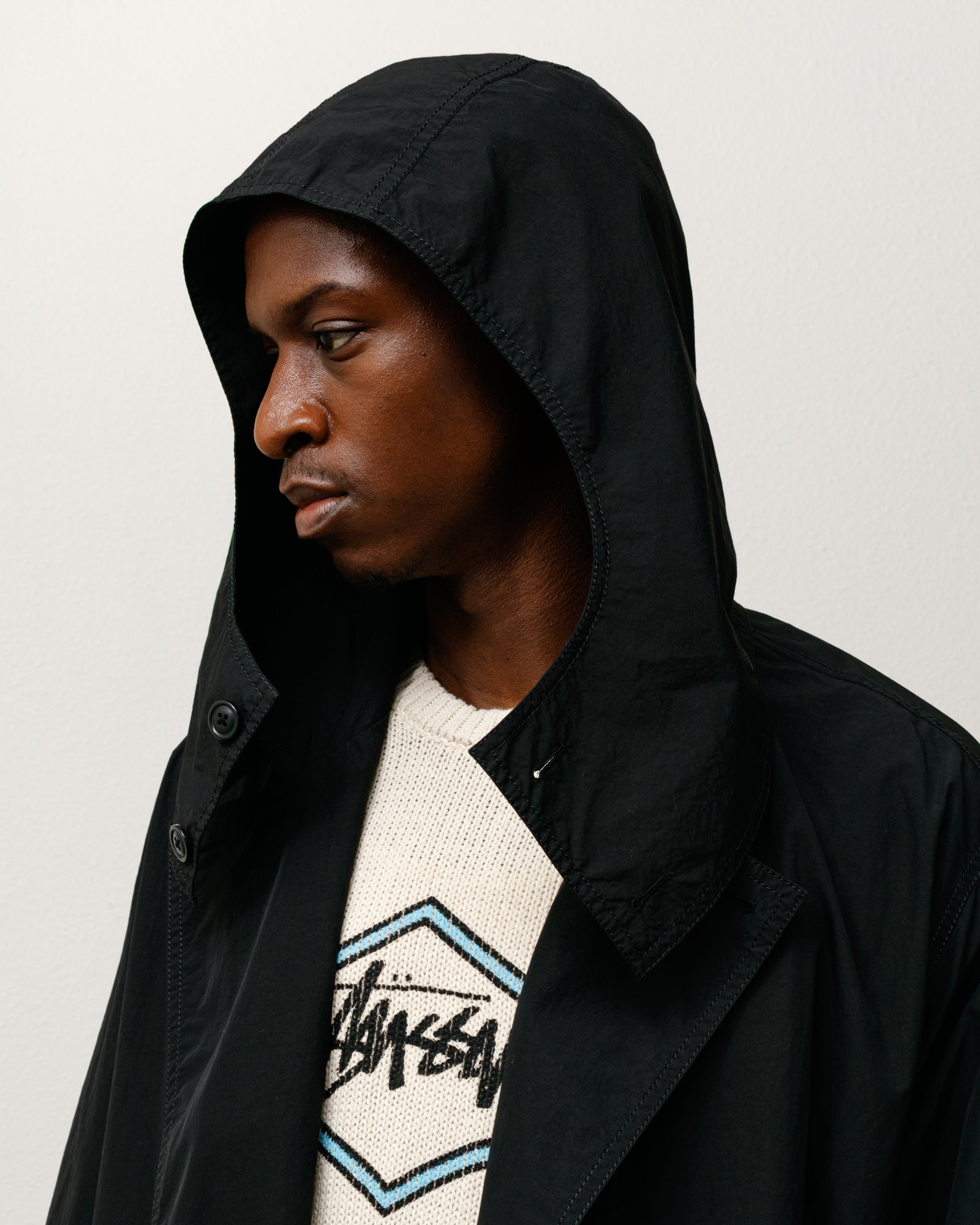 販売者　LIGHTWEIGHT SURFMAN TRENCH ※フードなし Lightweight Surfman Trench – Black | Outerwear | Stüssy Japan