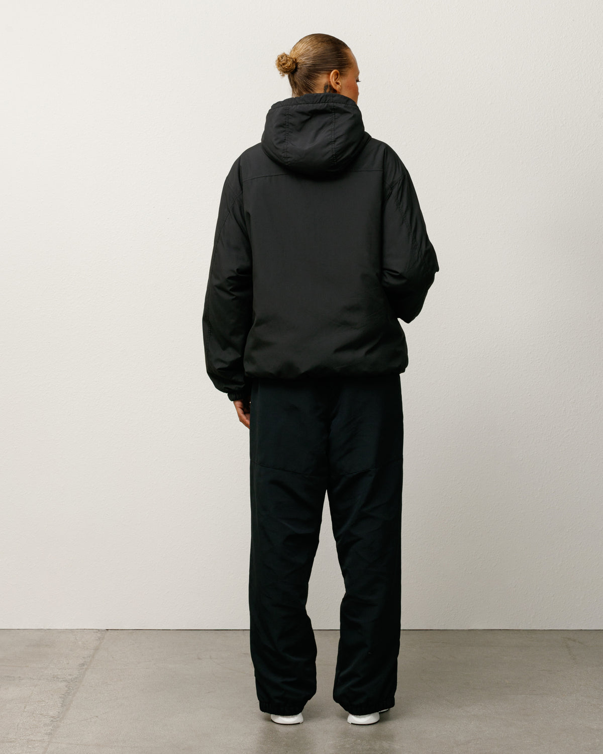 Insulated Hooded Jacket – Black | Outerwear | Stüssy Japan