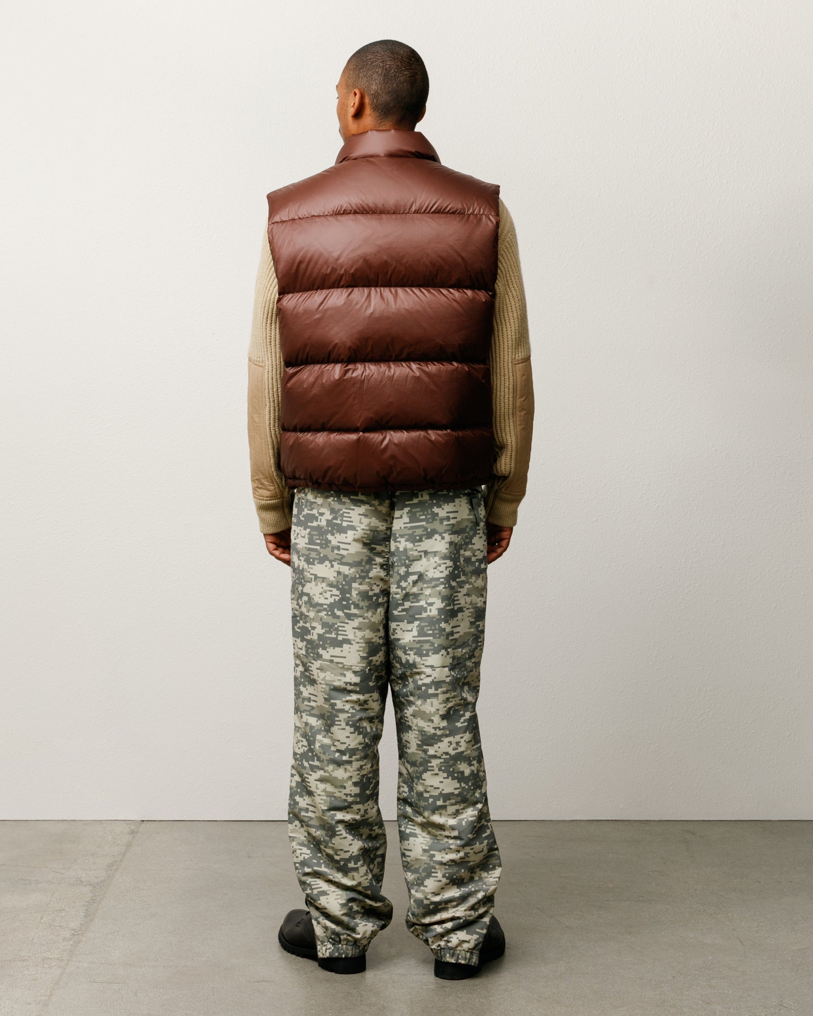 トップス Hooded Short Vest - Flight Satin(Brown) Micro Ripstop Down Vest – Brown | Outerwear | Stüssy Japan