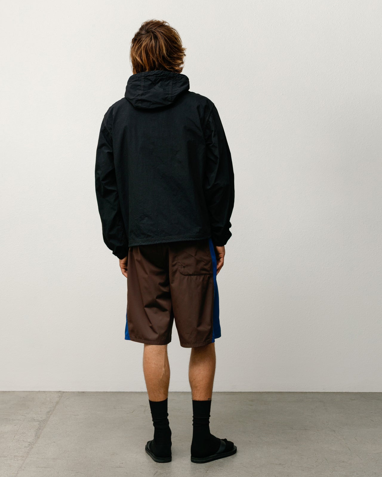 Lightweight Hooded Jacket – Black | Outerwear | Stüssy Japan