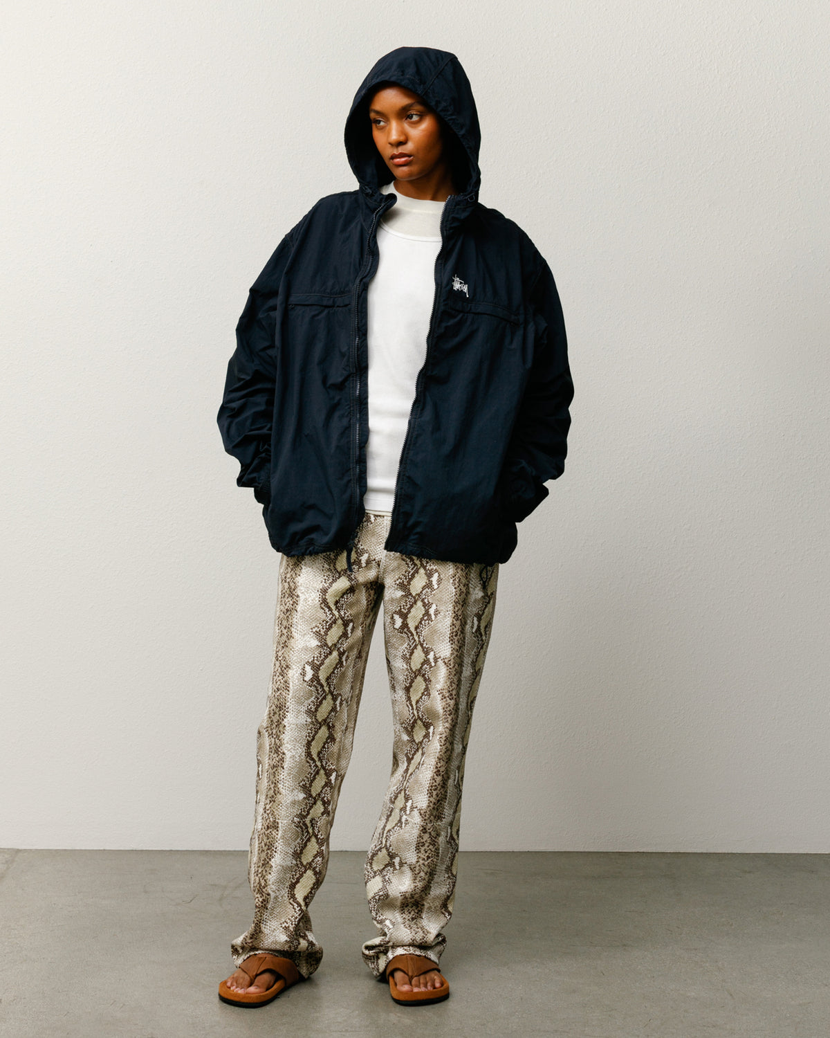 Lightweight Hooded Jacket – Navy | Outerwear | Stüssy Japan