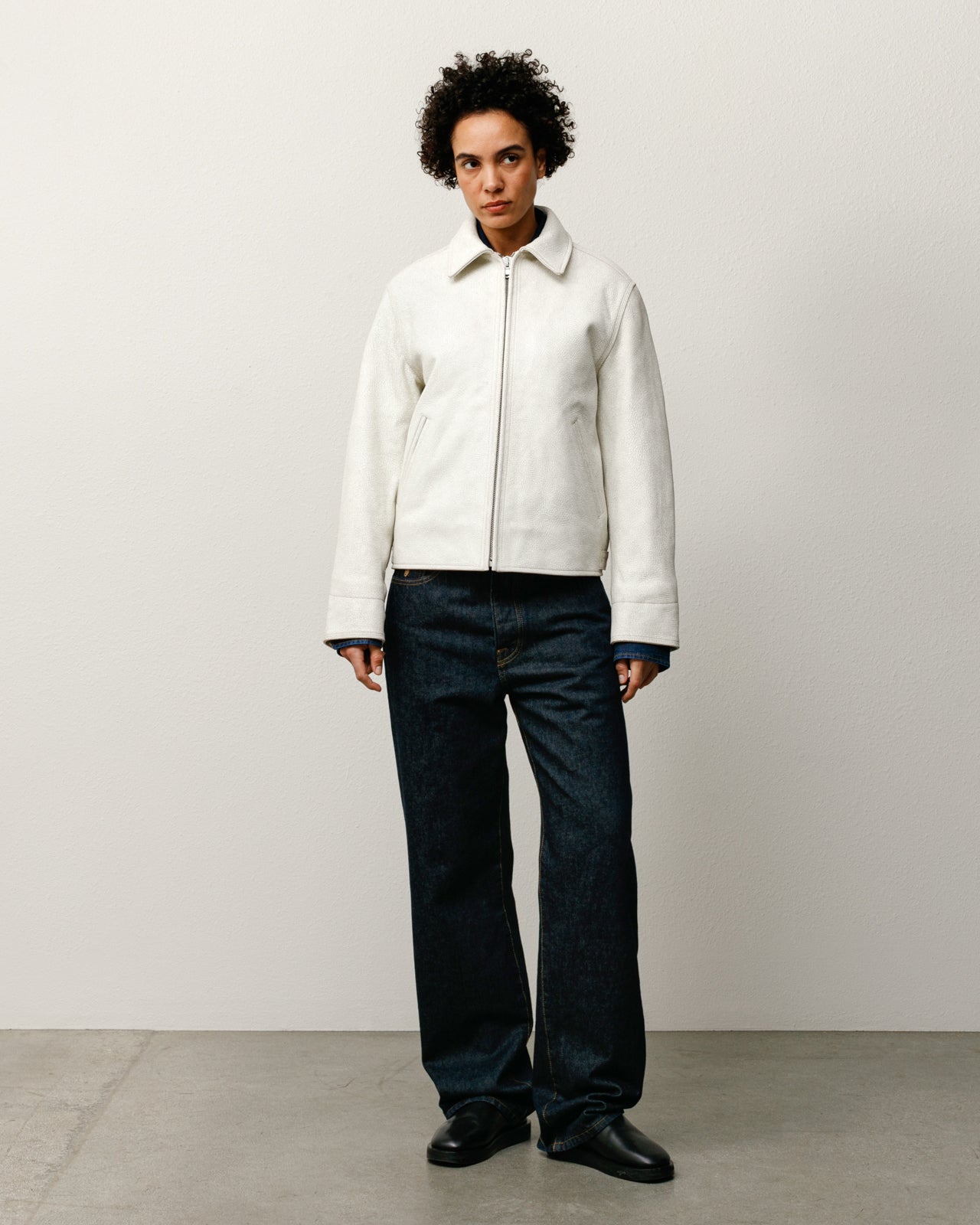 Garage Jacket Cracked Leather – White | Outerwear | Stüssy Japan