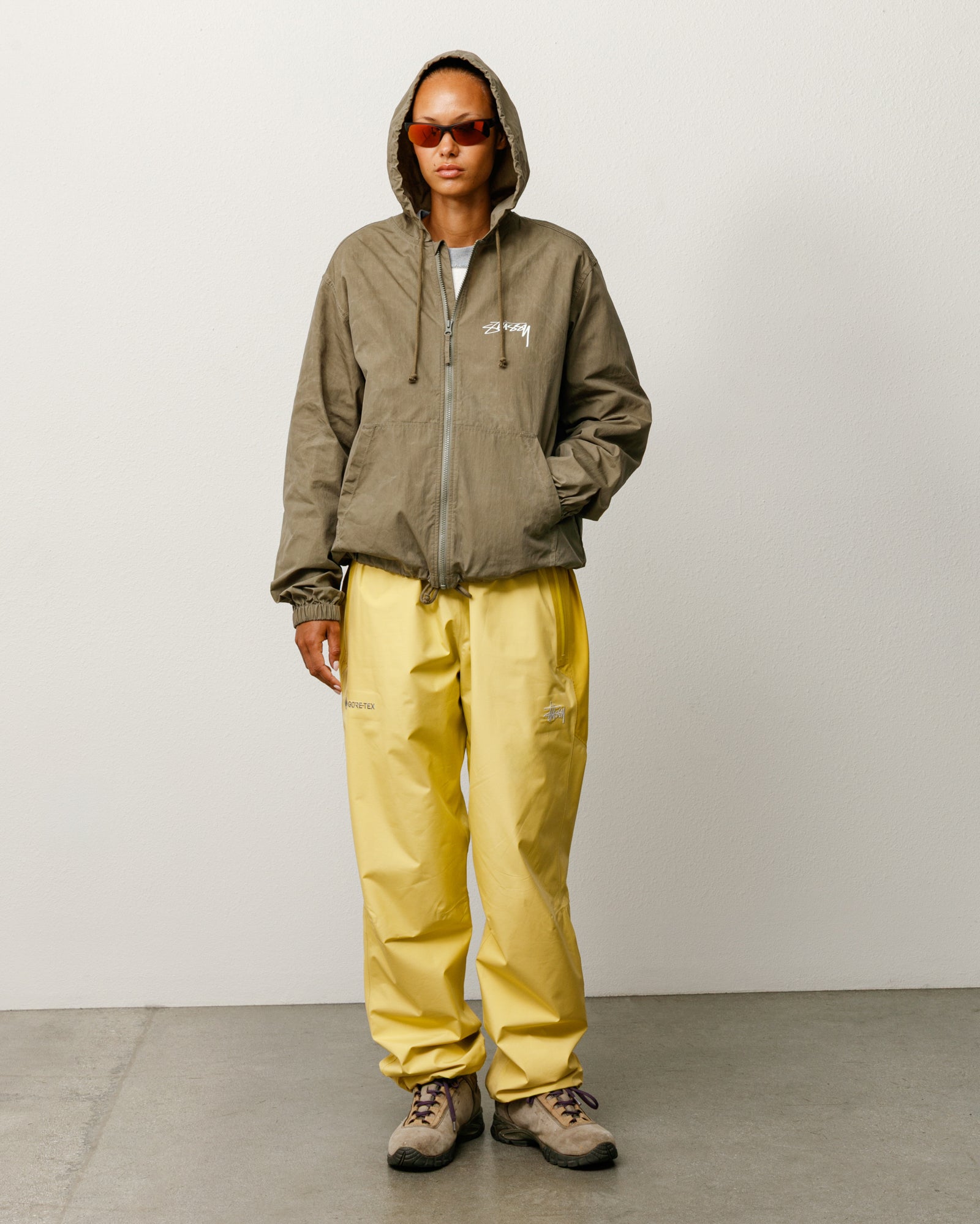 美品 セオリー クラッシュサテン ラグラントラックジャケット カーキ　Sサイズ Waxed Cotton Beach Shell - Olive | Outerwear | Stüssy Japan