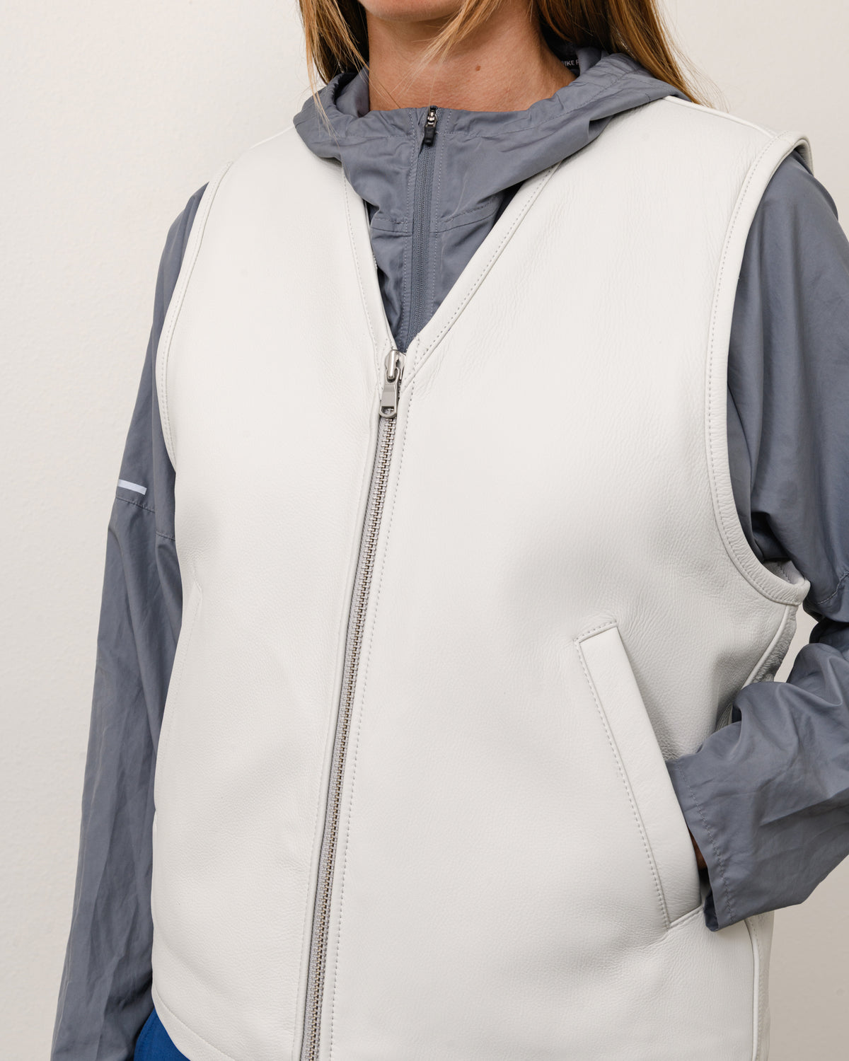 Pile Lined Leather Vest Unisex Sleeveless In Bone