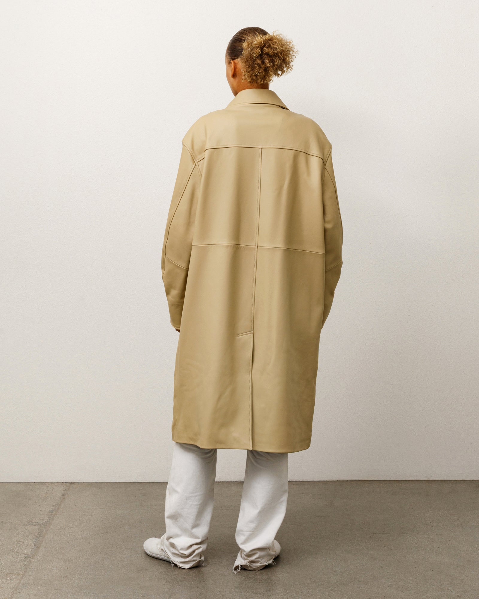 Leather Duster - Sand | Outerwear | Stüssy Japan