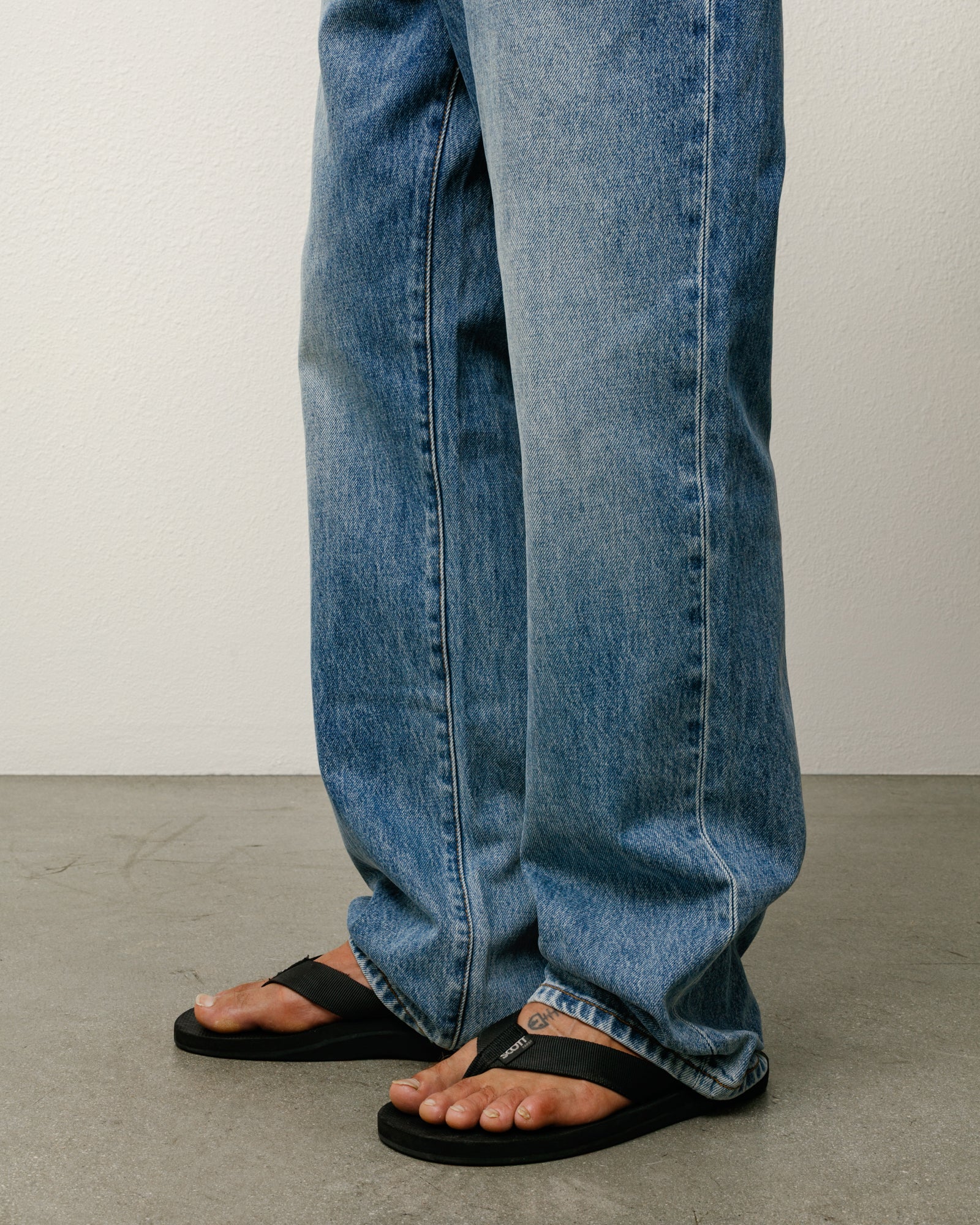 New Classic Jean Denim – Indigo Stone Wash | Pants | Stüssy Japan