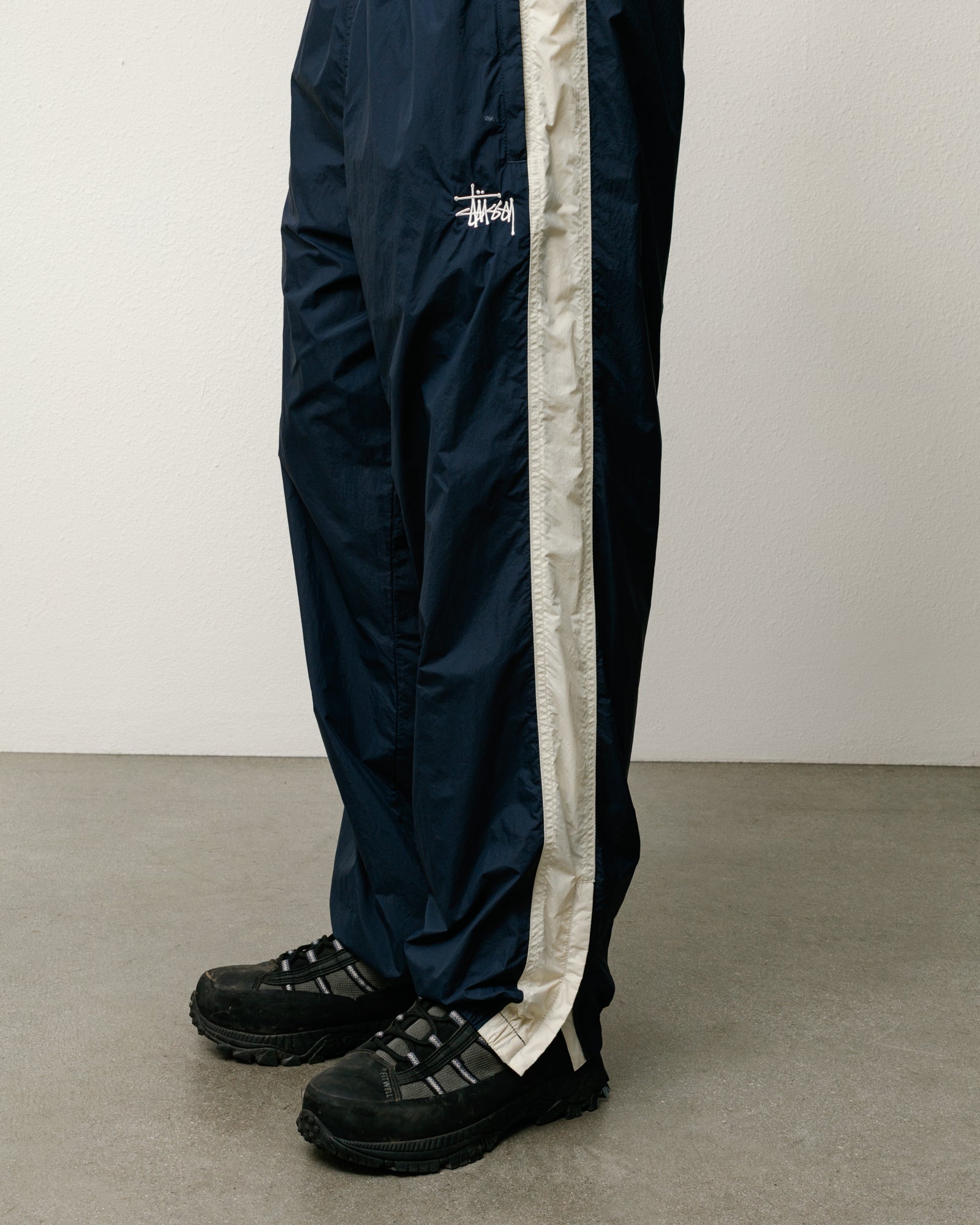 Side Stripe Track Pant - Navy | Pants | Stüssy Japan