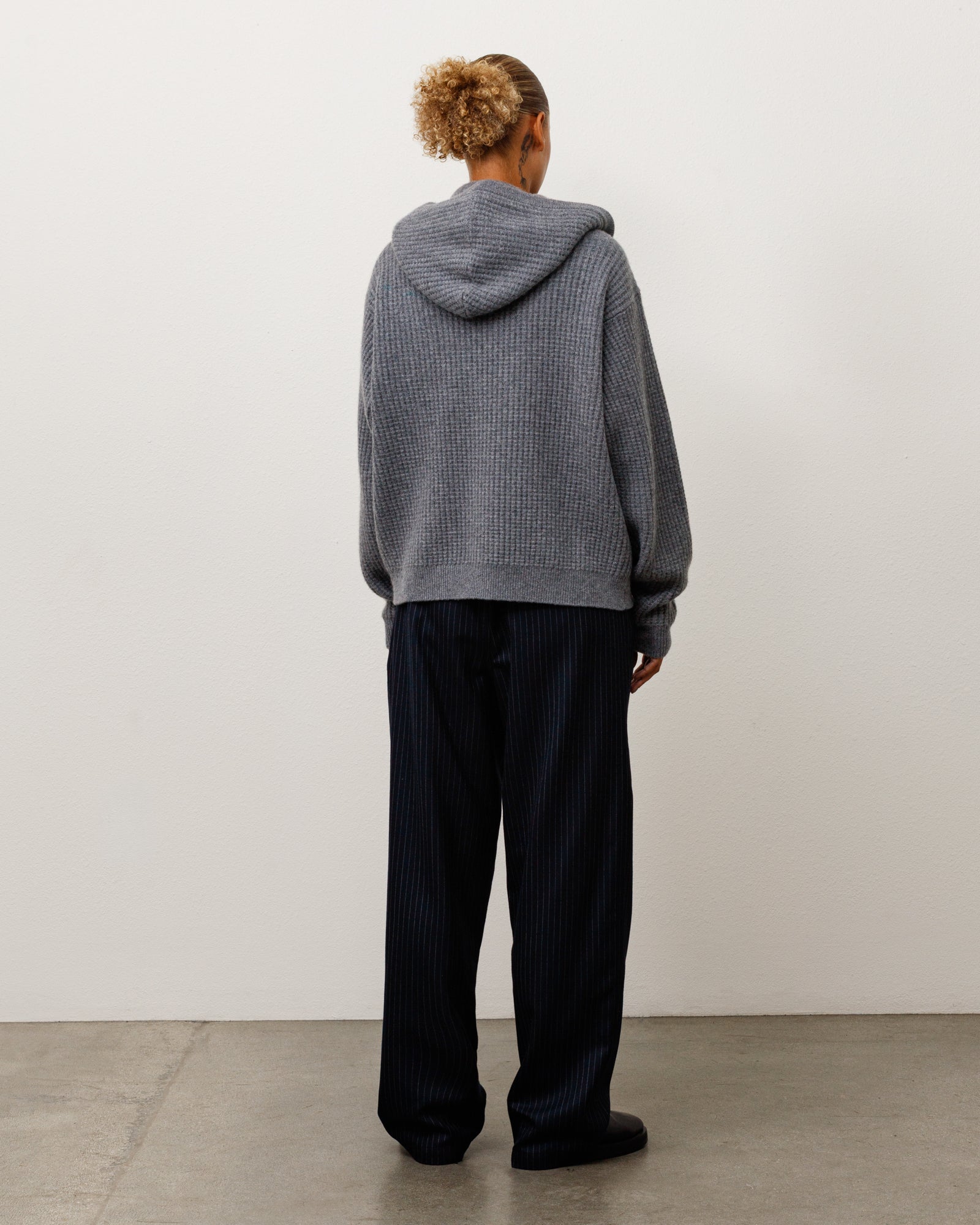 Waffle Cashmere Zip Hood Unisex Long Sleeve In Charcoal