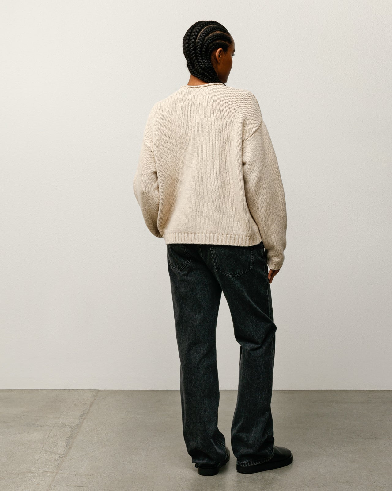 Stussy 26SS ロールVネック ニット ブラック Roll V Neck Sweater – Black | Tops & Knits | Stüssy