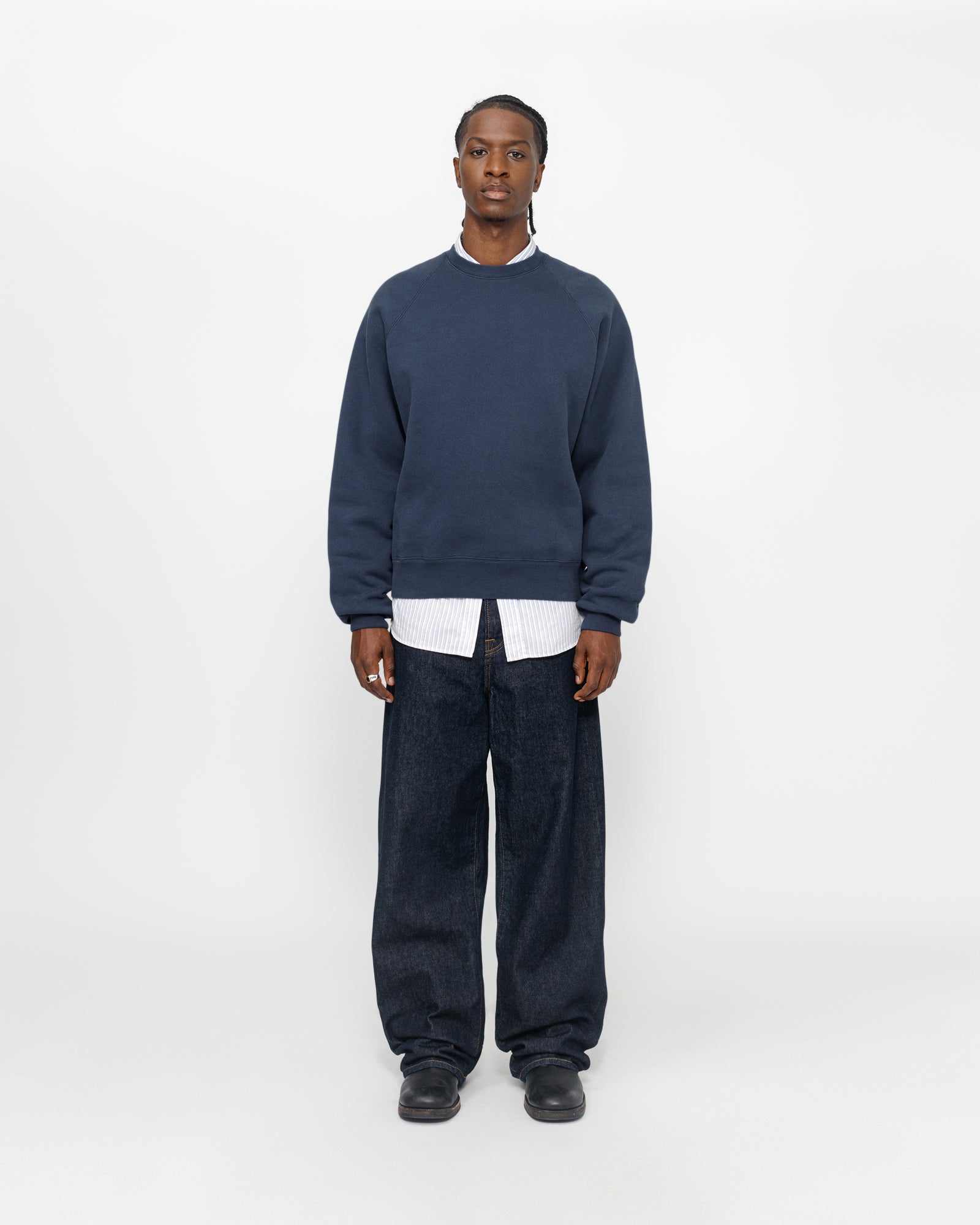 Navy | hero:hover:collection:new-arrivals,crew-sweats,all