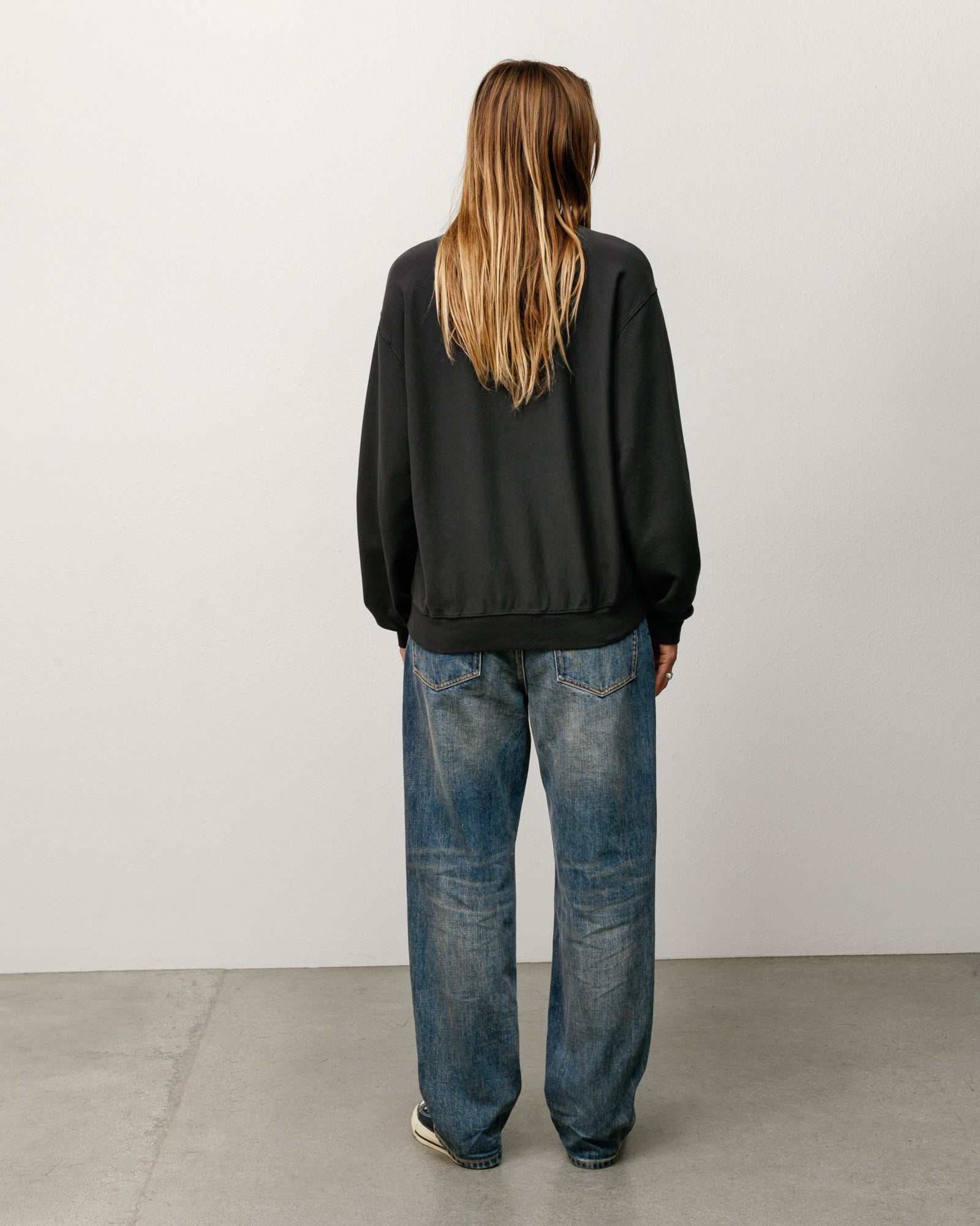 Lightweight Terry Crew – Black | Crew Fleece | Stüssy Japan
