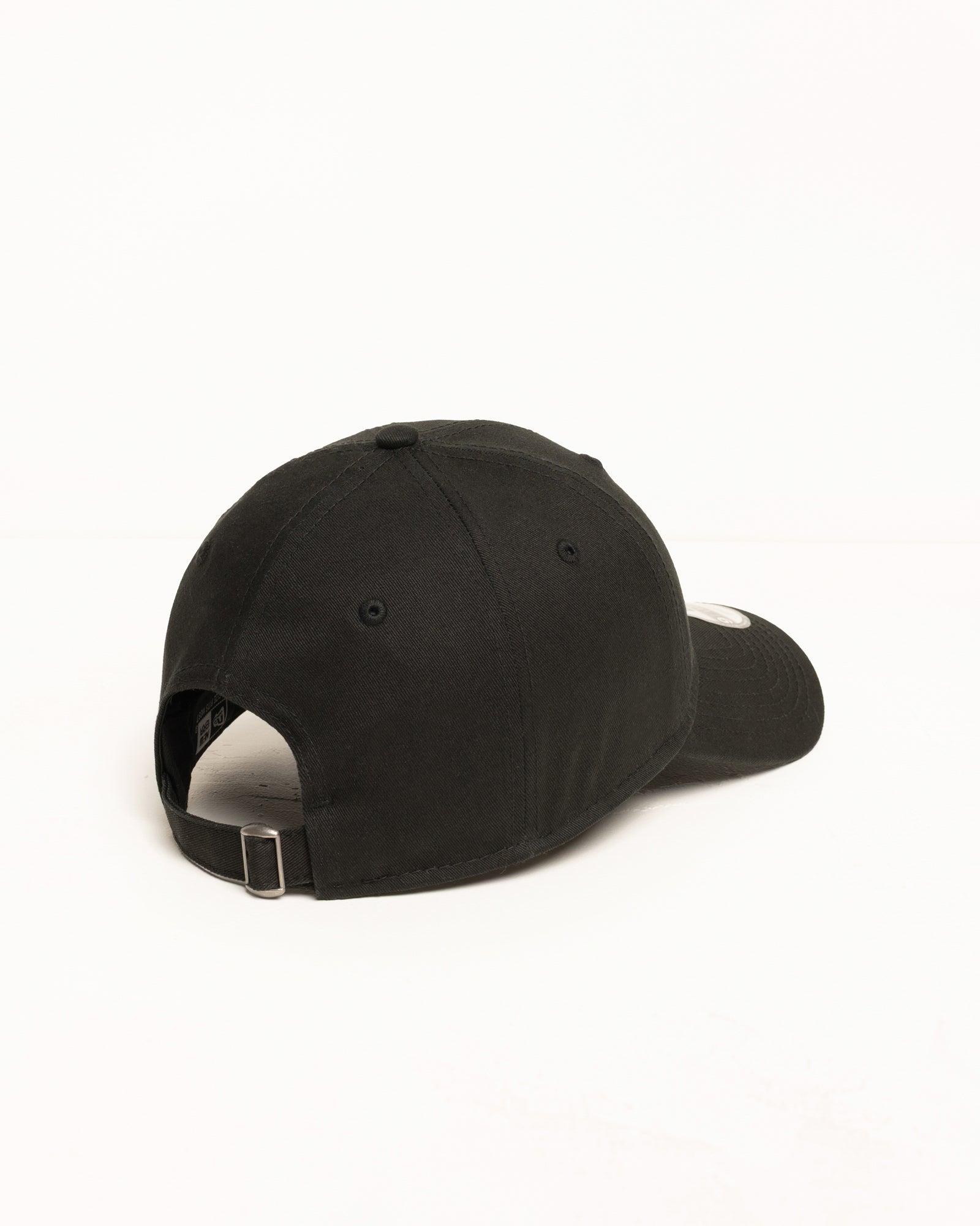 New Era 9TWENTY Basic Strapback – Black | Headwear | Stüssy Japan
