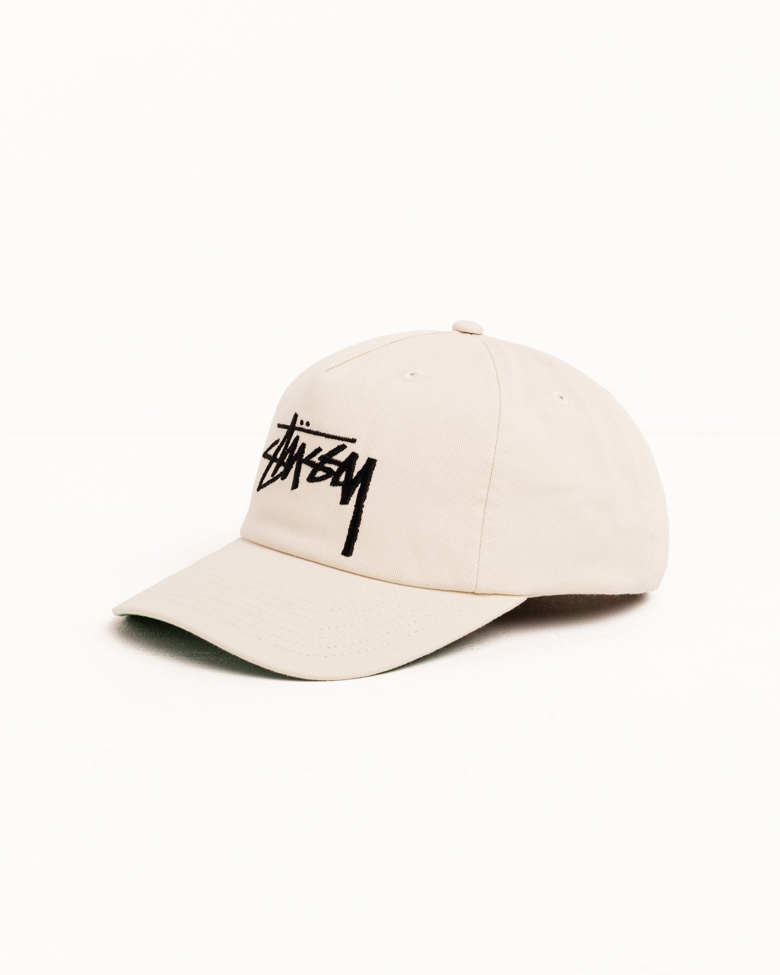 ダッフィー Mid-Depth Big Stock Snapback – Faded Tan | Headwear | Stüssy