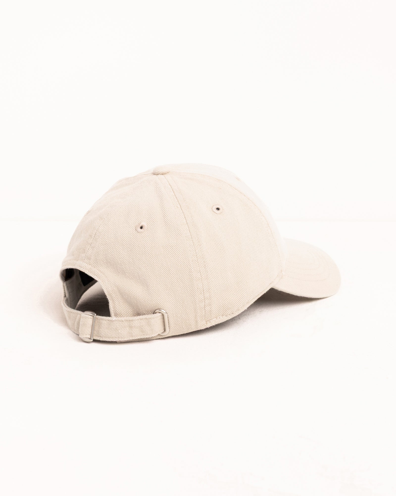 Low Profile Stüssy Crew Strapback – Sand | Headwear | Stüssy Japan