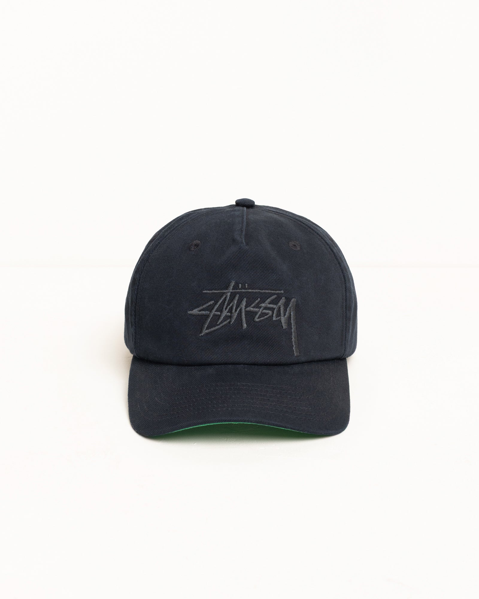 ネイビーエクリプスカラーのBig Stock Mid Depth Cap アクセサリー