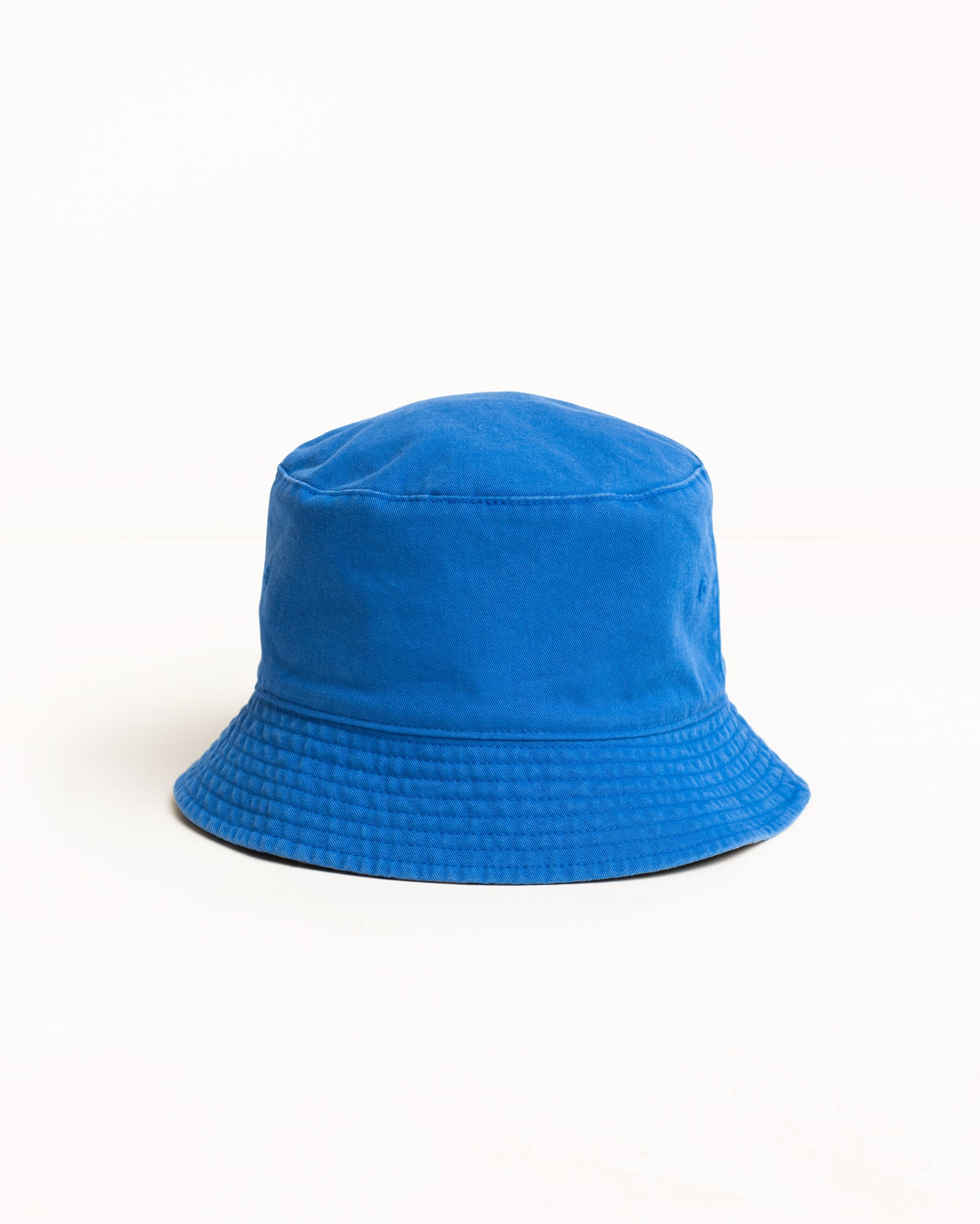Reversible Stock Bucket Hat Unisex In Royal/leopard