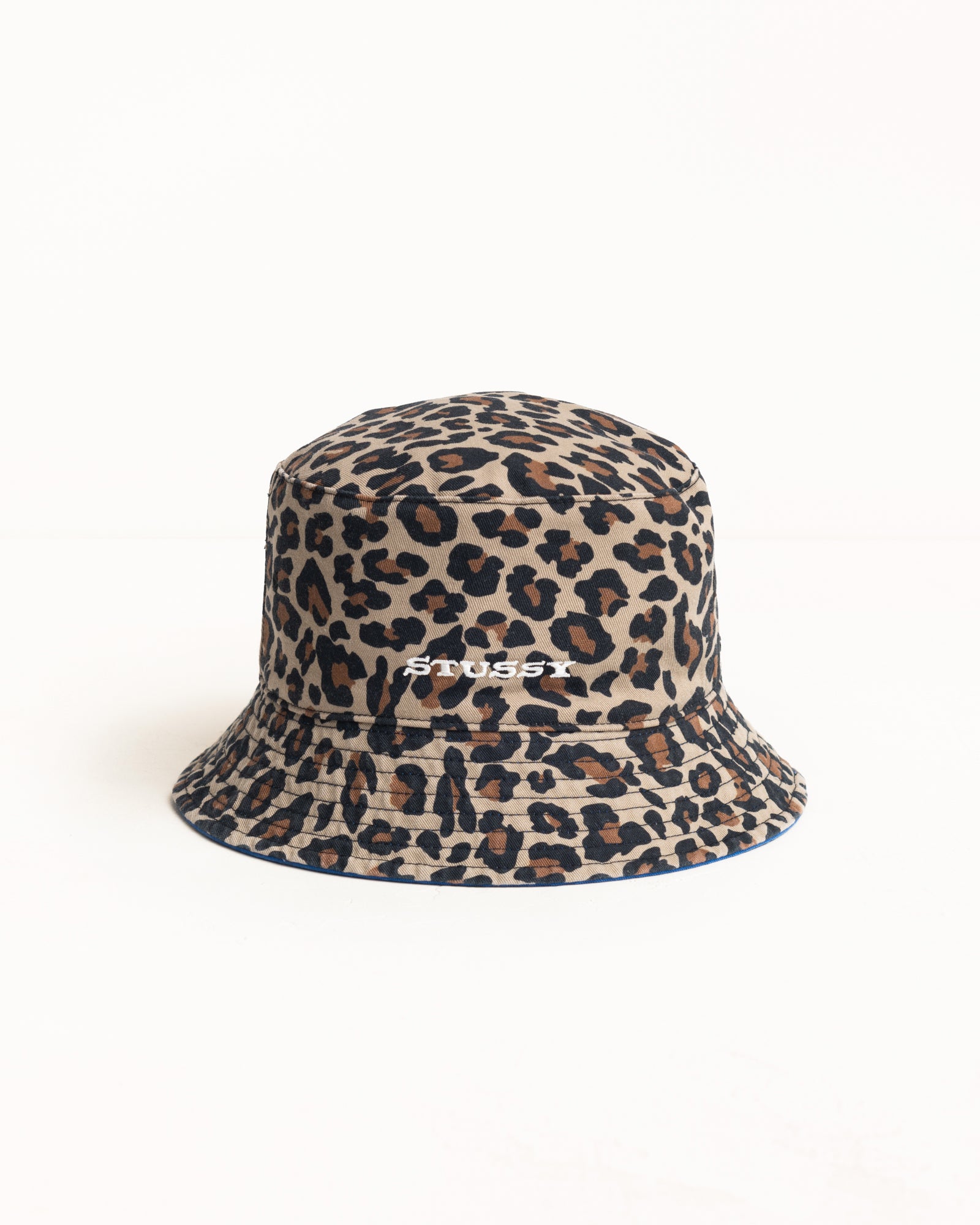 Reversible Stock Bucket Hat Unisex In Royal/leopard