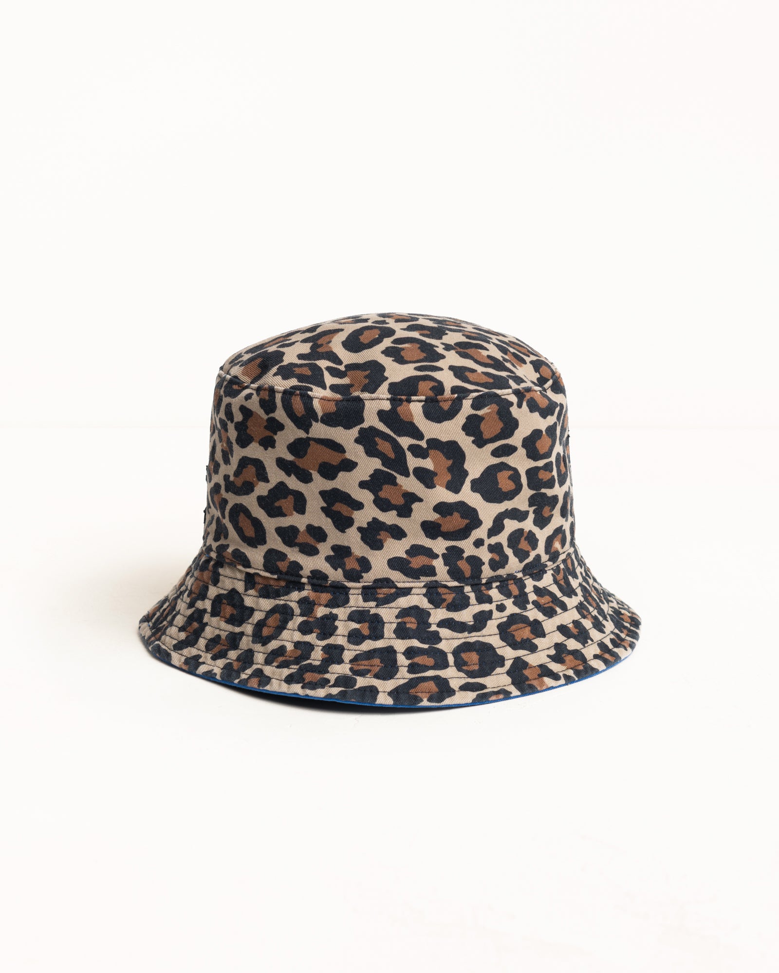 UNI SPLIT BUCKETHAT 新品タグ付き　しま Reversible Stock Bucket Hat – Royal/Leopard | Headwear | Stüssy Japan