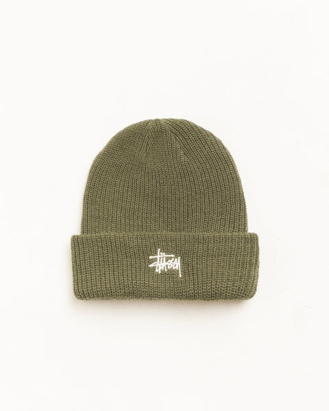 ベーシック Stüssy カフ ビーニー（ダークオリーブ）