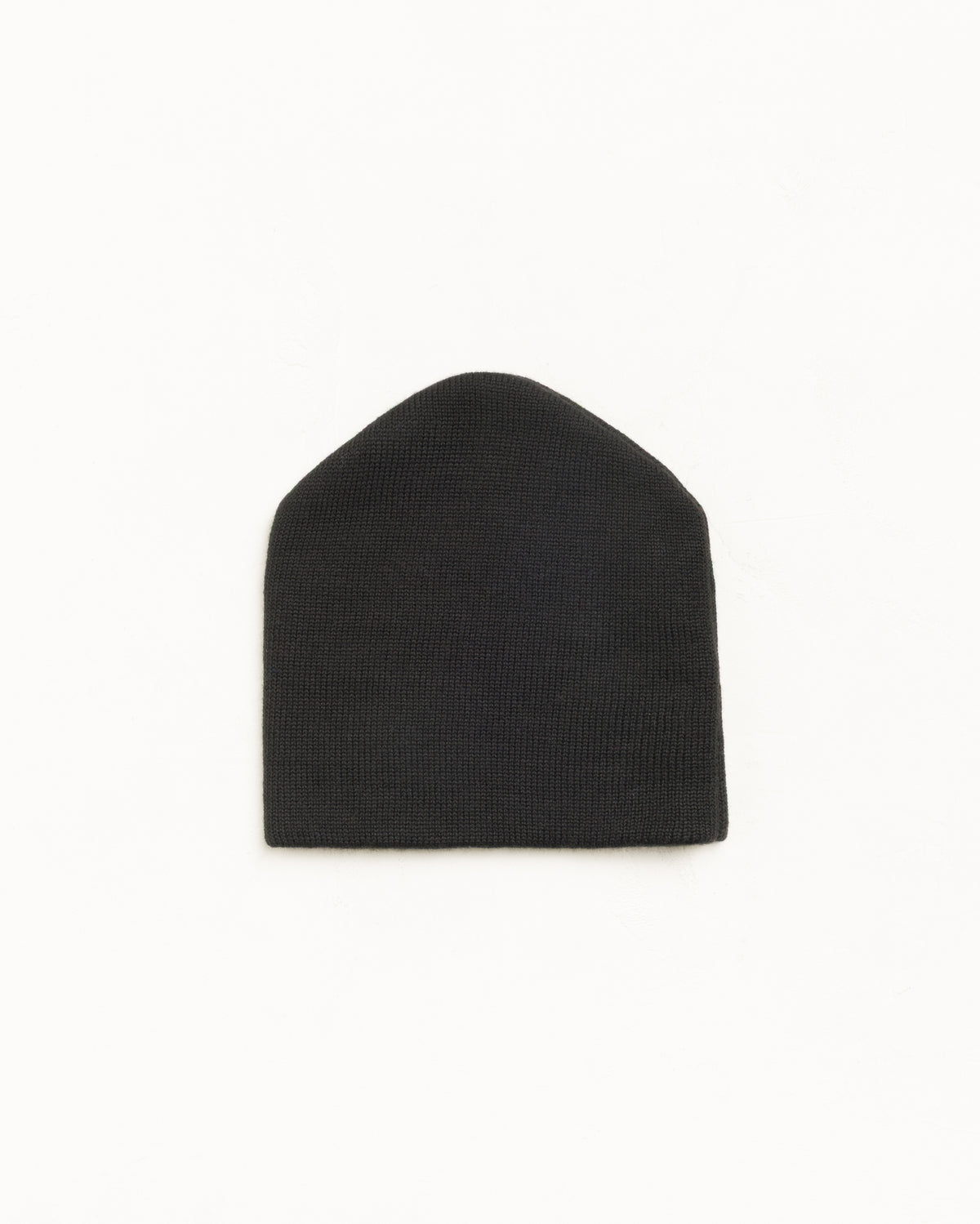 Oval Ski Beanie Unisex In Black