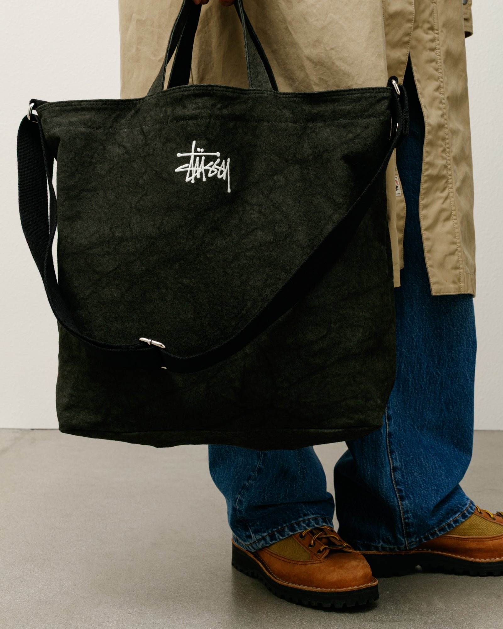 STUSSY キャンバス　クロスボディバック STUSSY キャンバス クロスボディバック STUSSY 新品