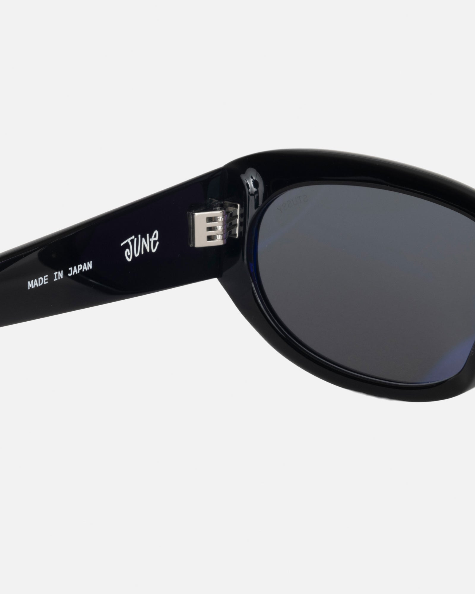 June Sunglasses in black / black – Stüssy Japan