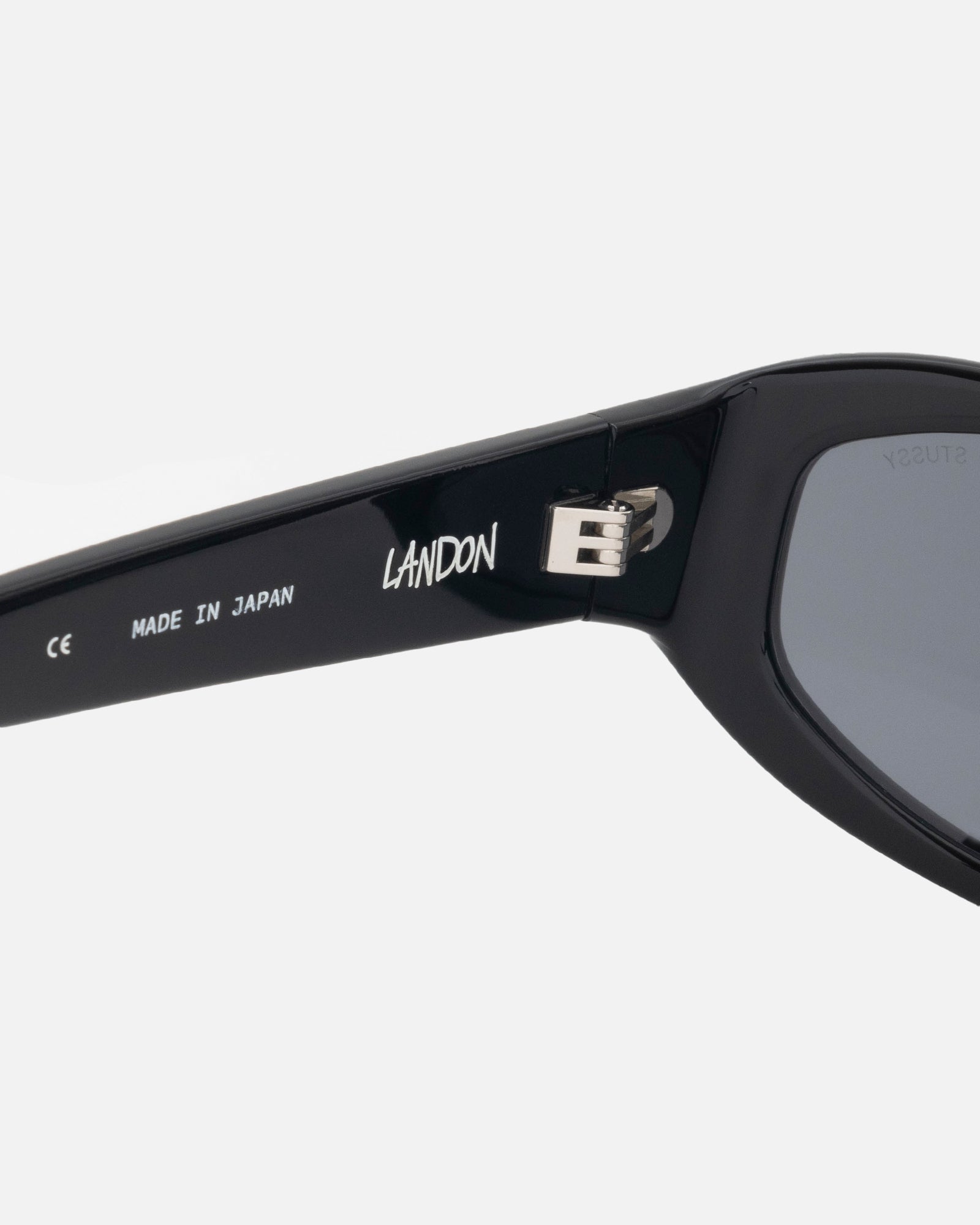 Landon Sunglasses in black / black – Stüssy Japan