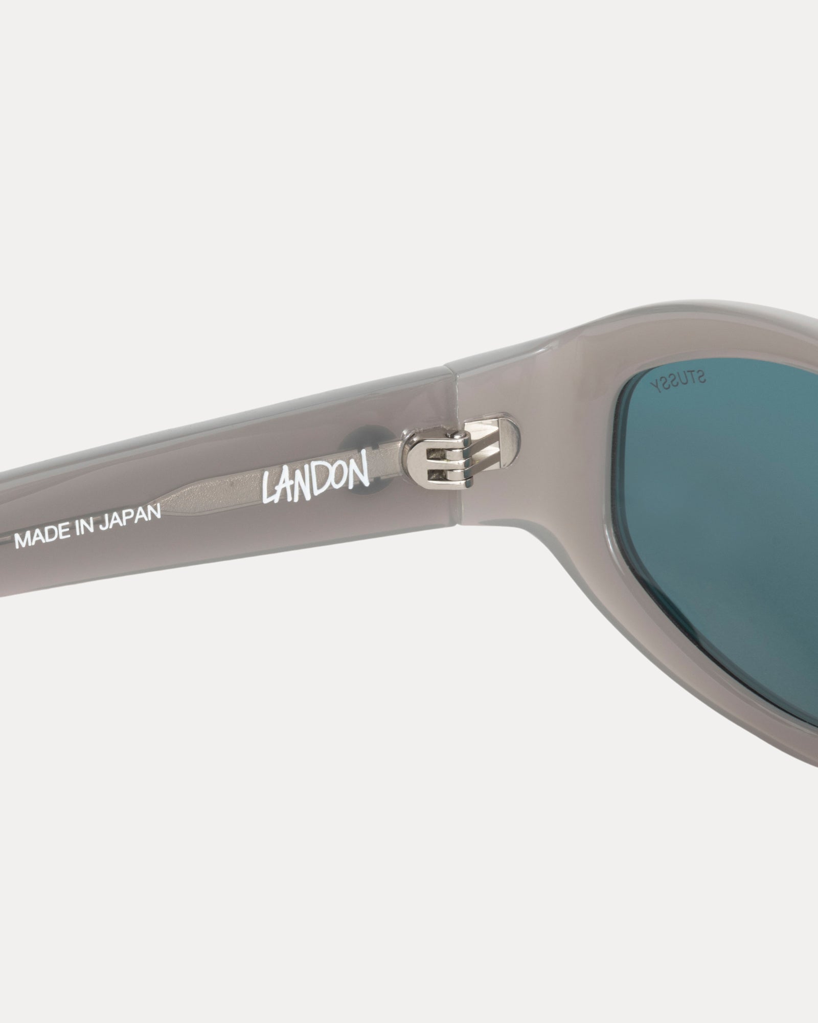 Grey / Silver Flare Lens