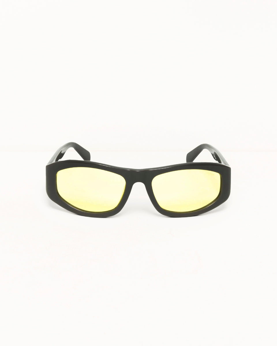 Landon Sunglasses Accessories In Grey/yellow Lens