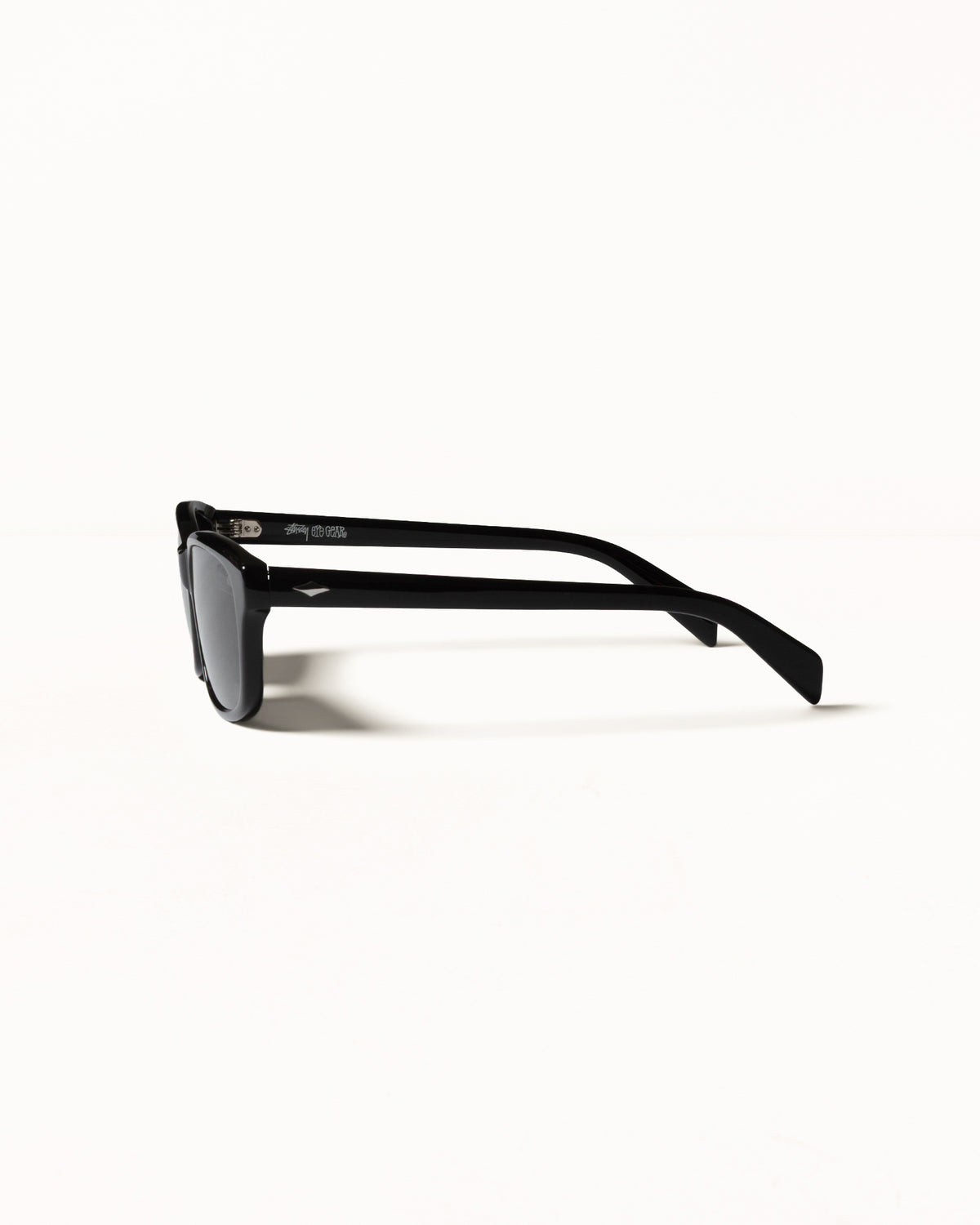 Alan Sunglasses – Black / Black Lens | Accessories | Stüssy Japan