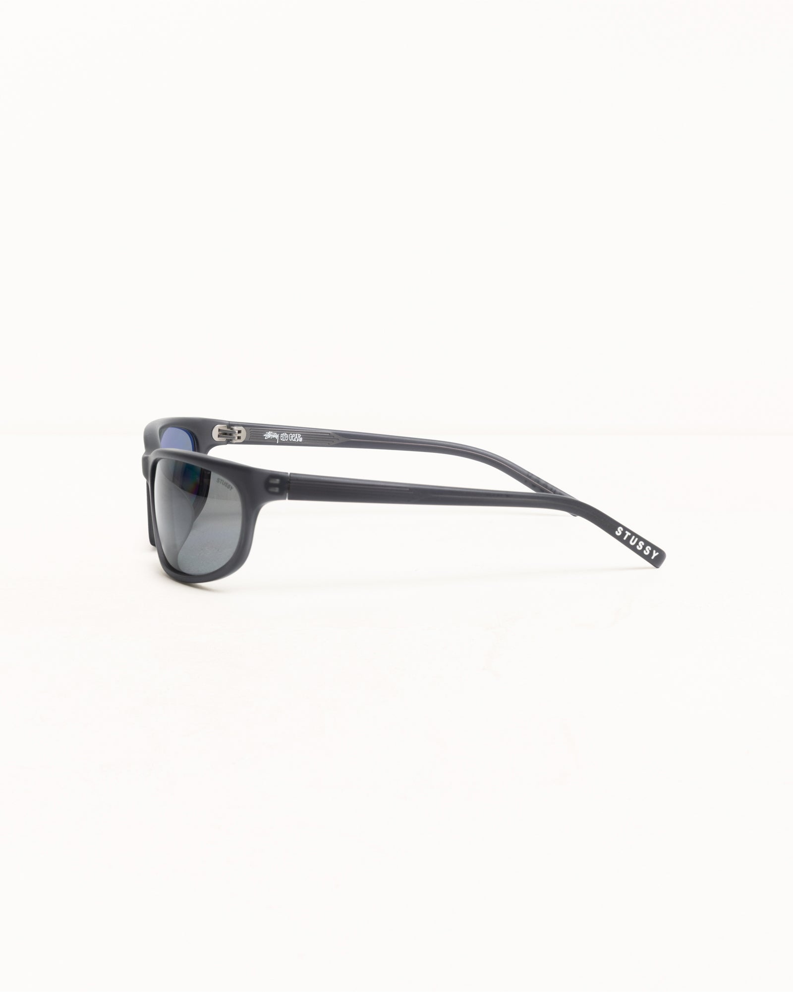Julian Sunglasses – Frost Black/Polarized Black | Eyegear | Stüssy