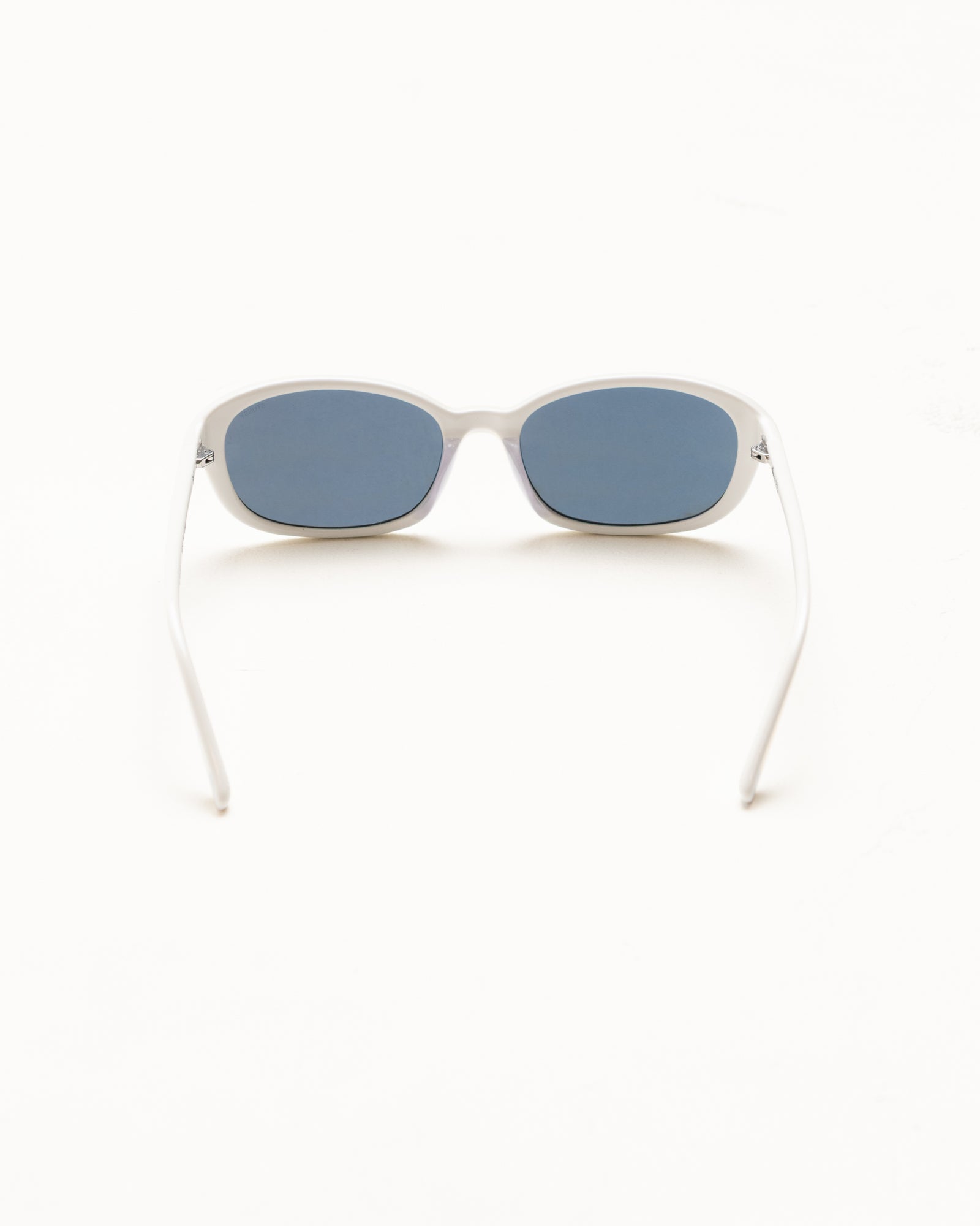 Eli Sunglasses – Cloud/Black Lens | Eyegear | Stüssy Japan