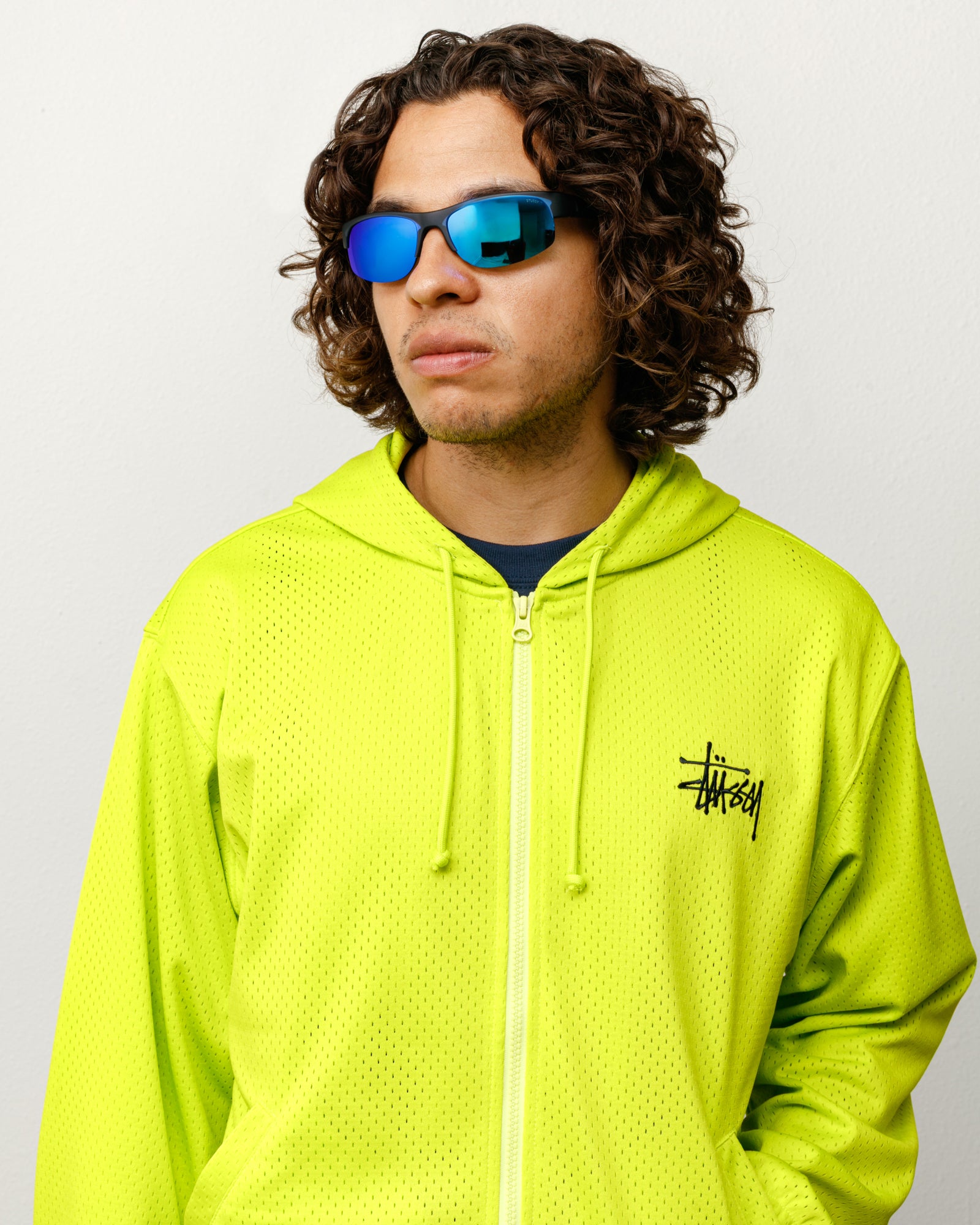 Hiro Sunglasses – Frost Black/Blue Mirror Lens | Eyegear | Stüssy