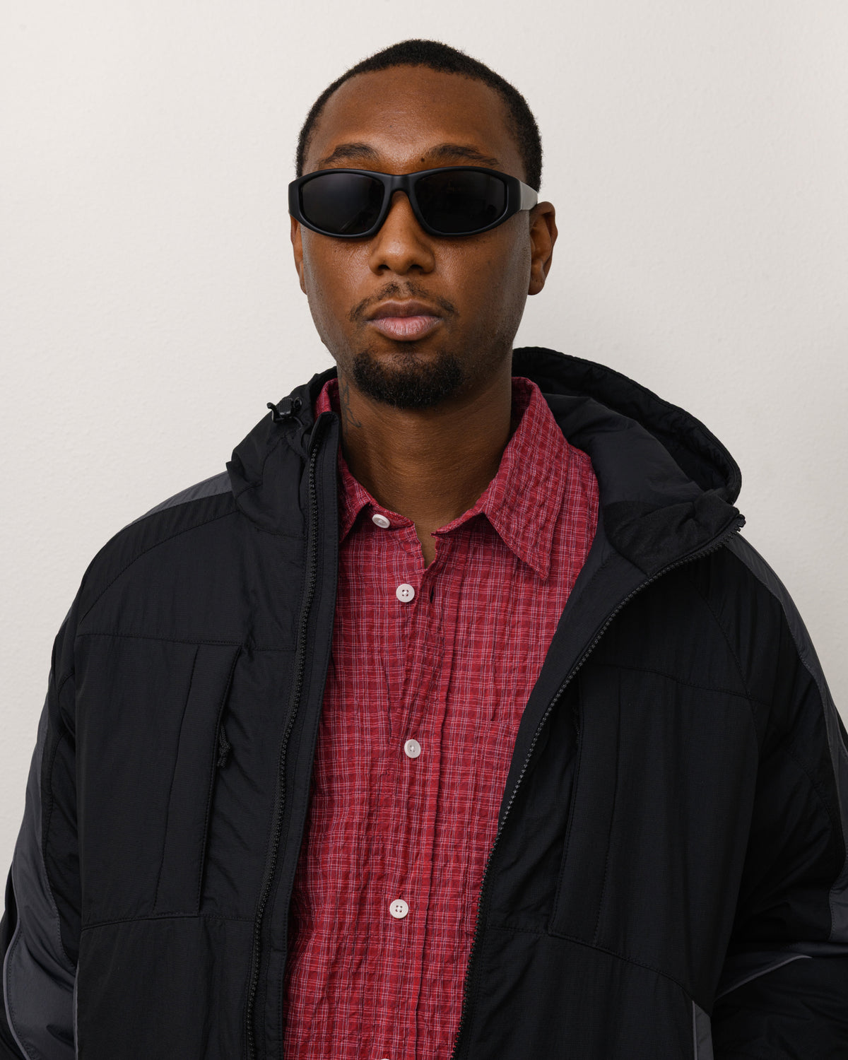 Leslie Sunglasses Unisex In Matte Black/black