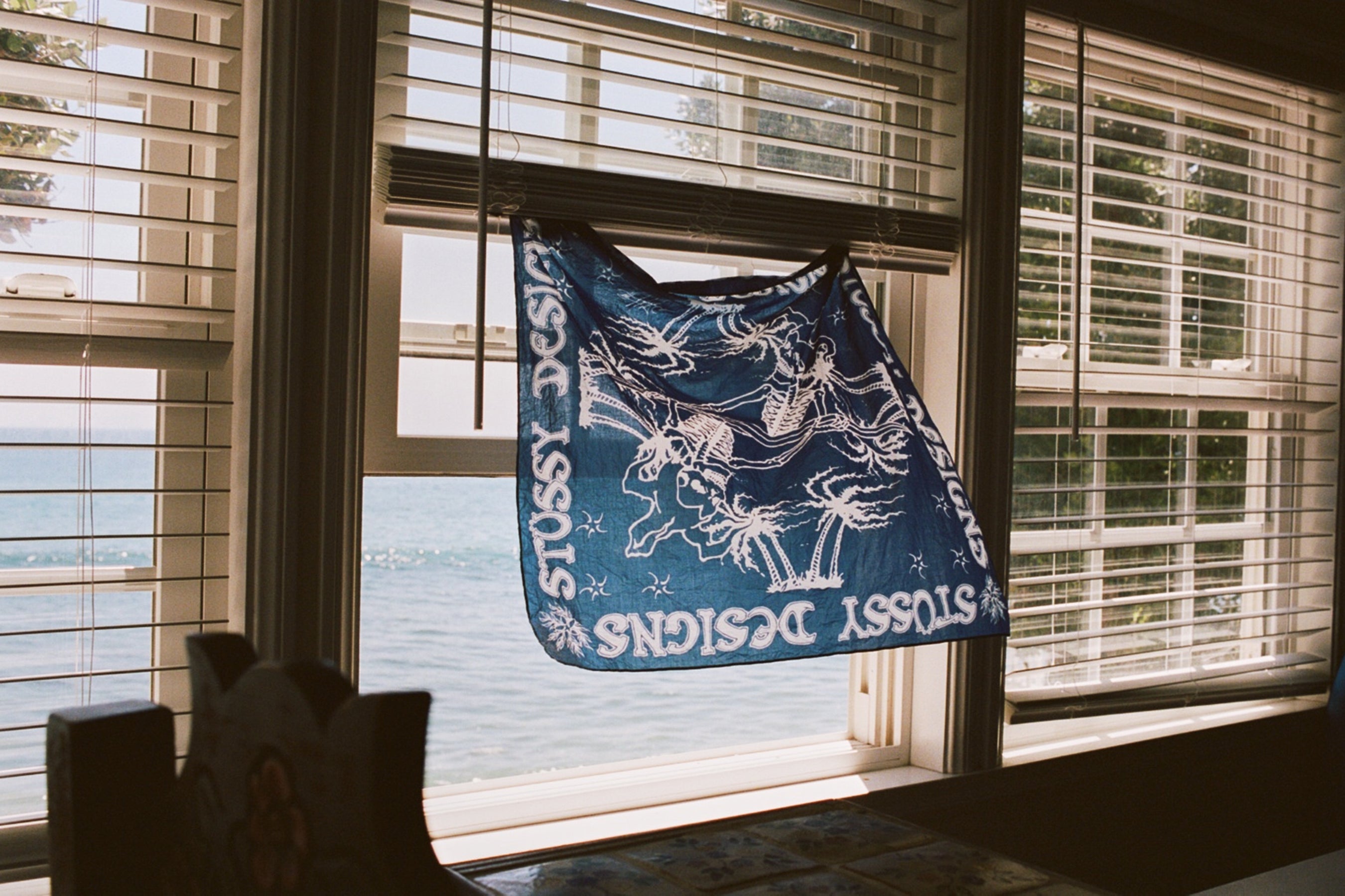 Stüssy Japan | アクセサリー | バッグ、ソックス、ベルト & その他