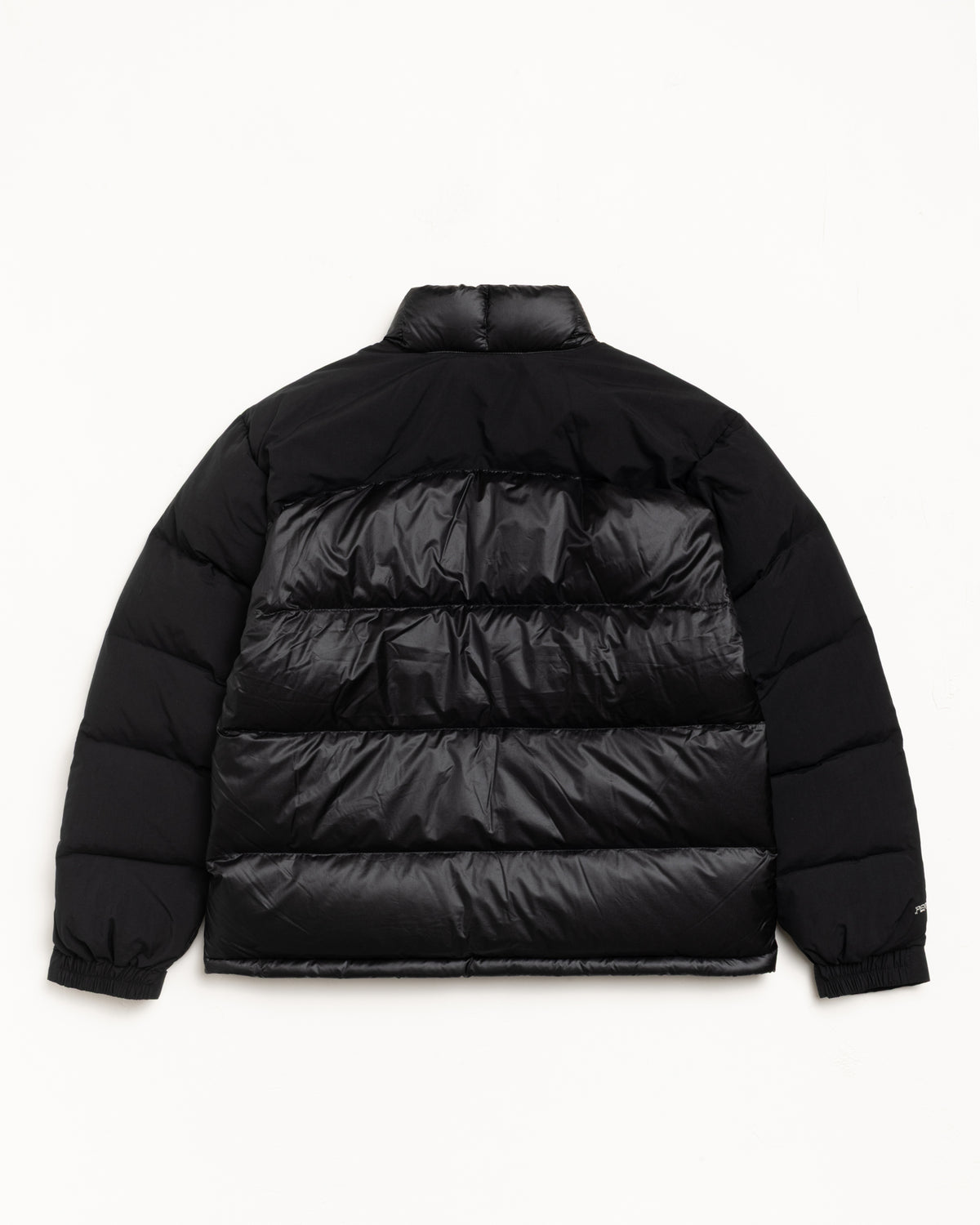 Stüssy & Mountain Hardwear Subzero™ Down Jacket – Black 