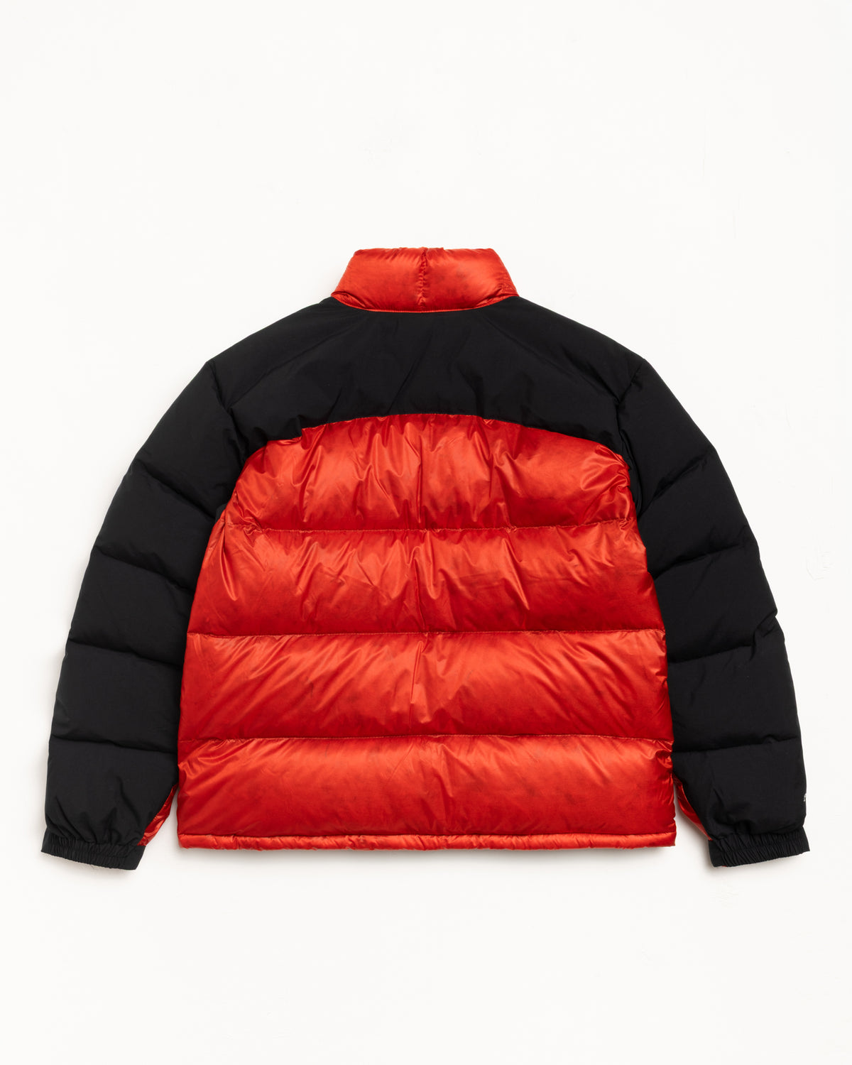Stüssy & Mountain Hardwear Subzero™ Down Jacket – Desert Red 