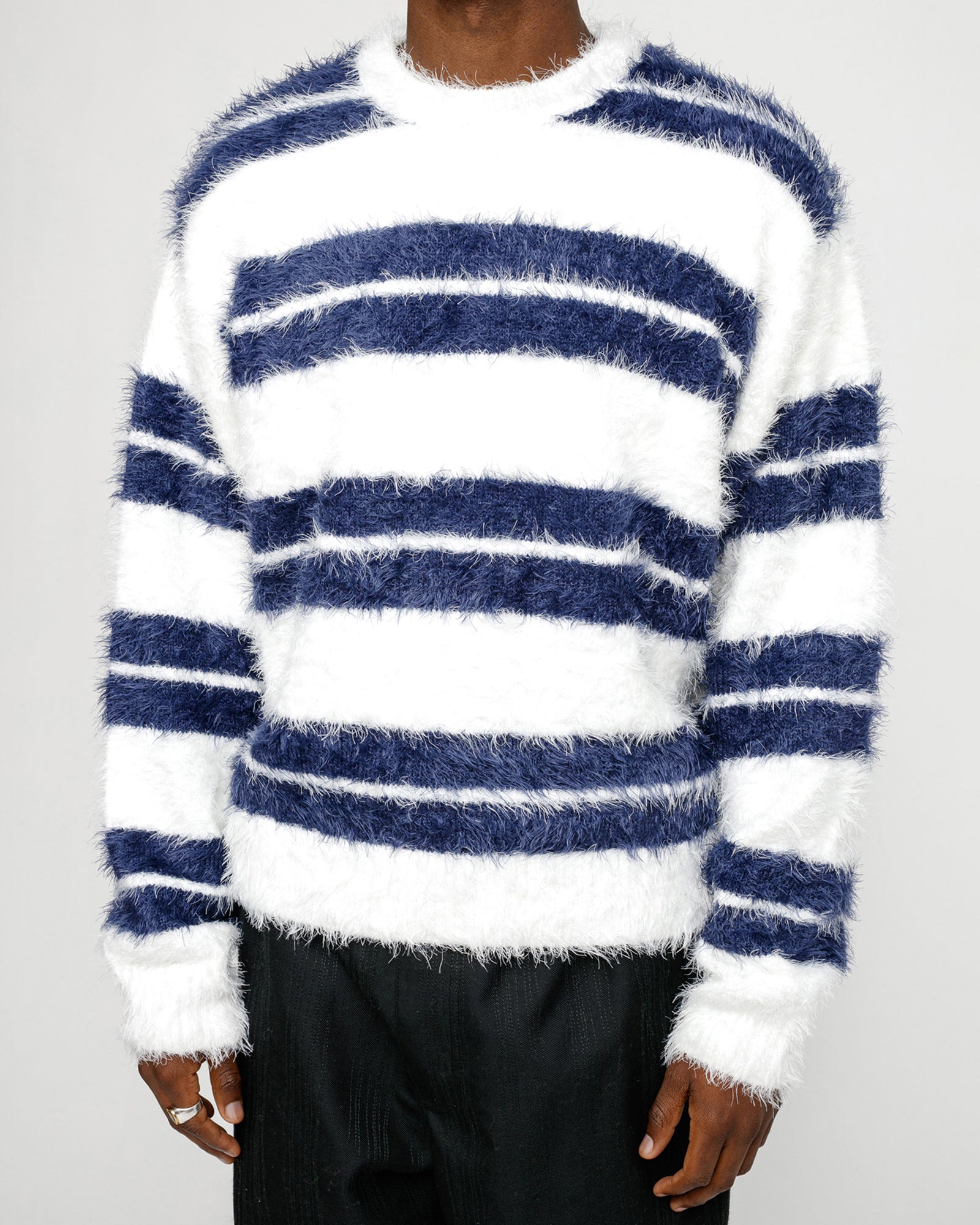 Hairy Stripe Crew Sweater in ivory/navy – Stüssy Japan